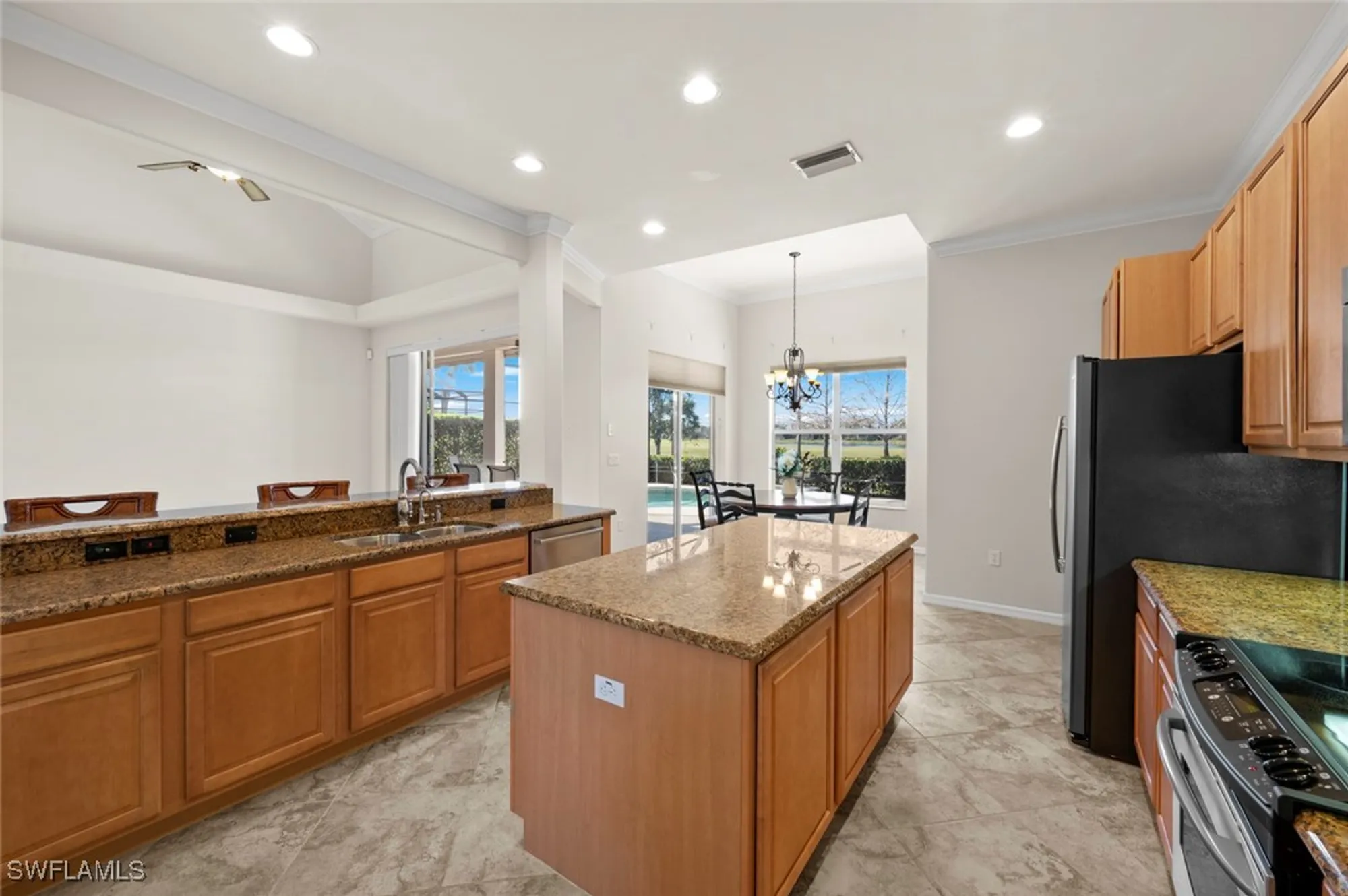 Property Slideshow image 10 of 46 | 9094 links dr, Fort Myers, FL, 33913