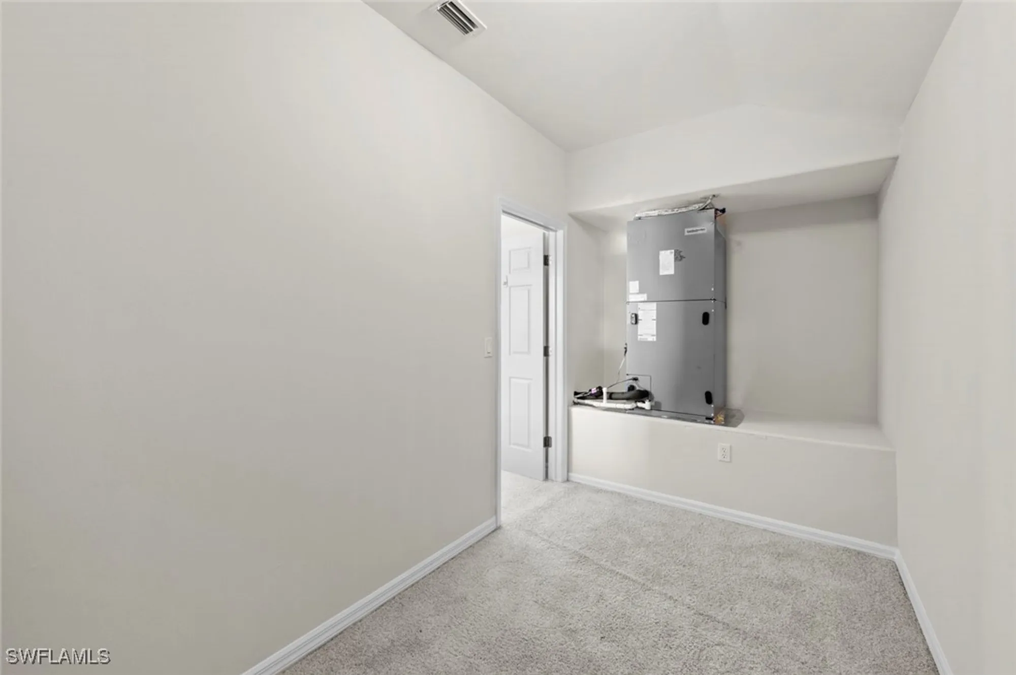 Property Slideshow image 24 of 46 | 9094 links dr, Fort Myers, FL, 33913