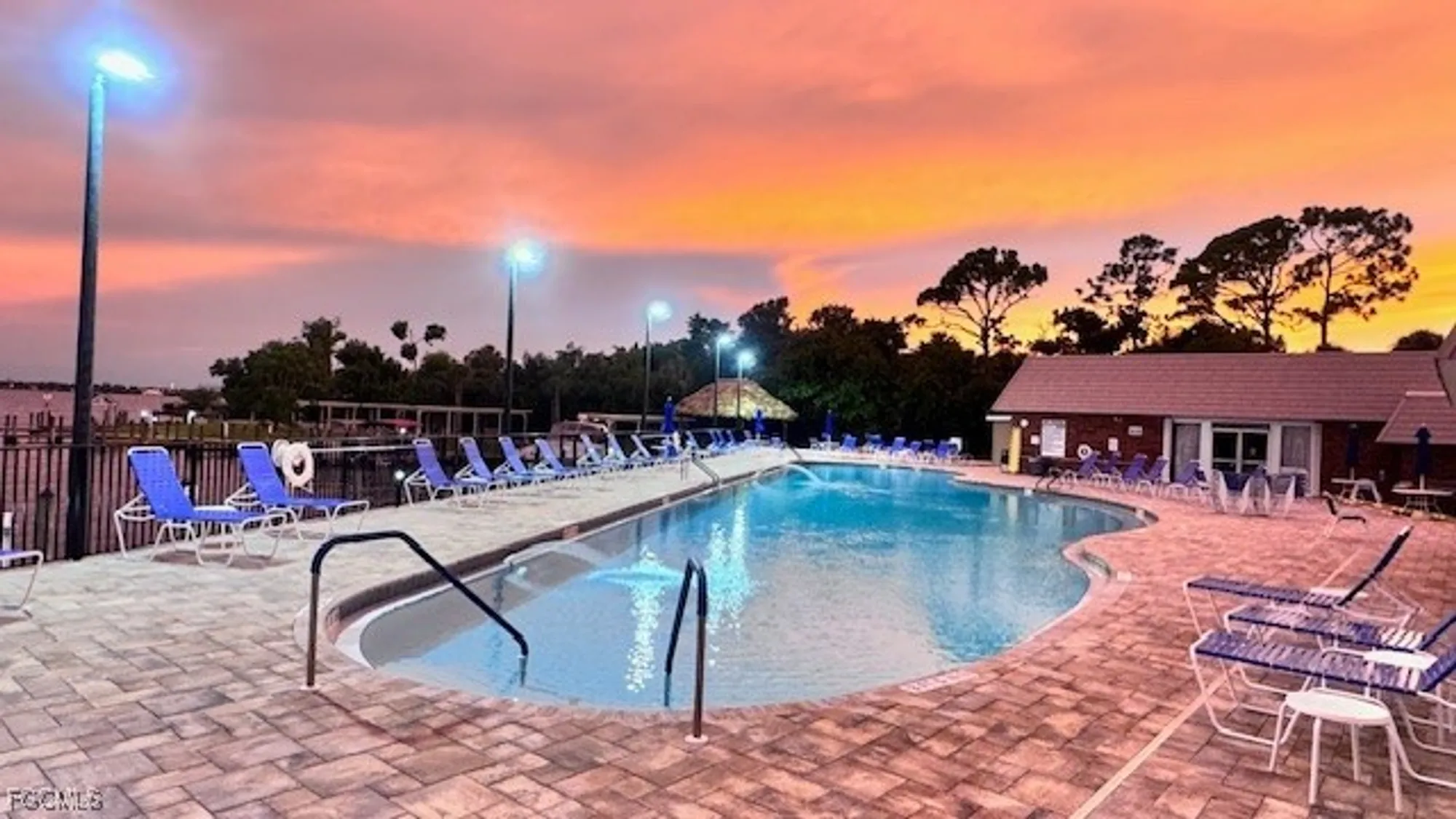 Property Slideshow image 20 of 39 | 5563 sir walter way, North Fort Myers, FL, 33917