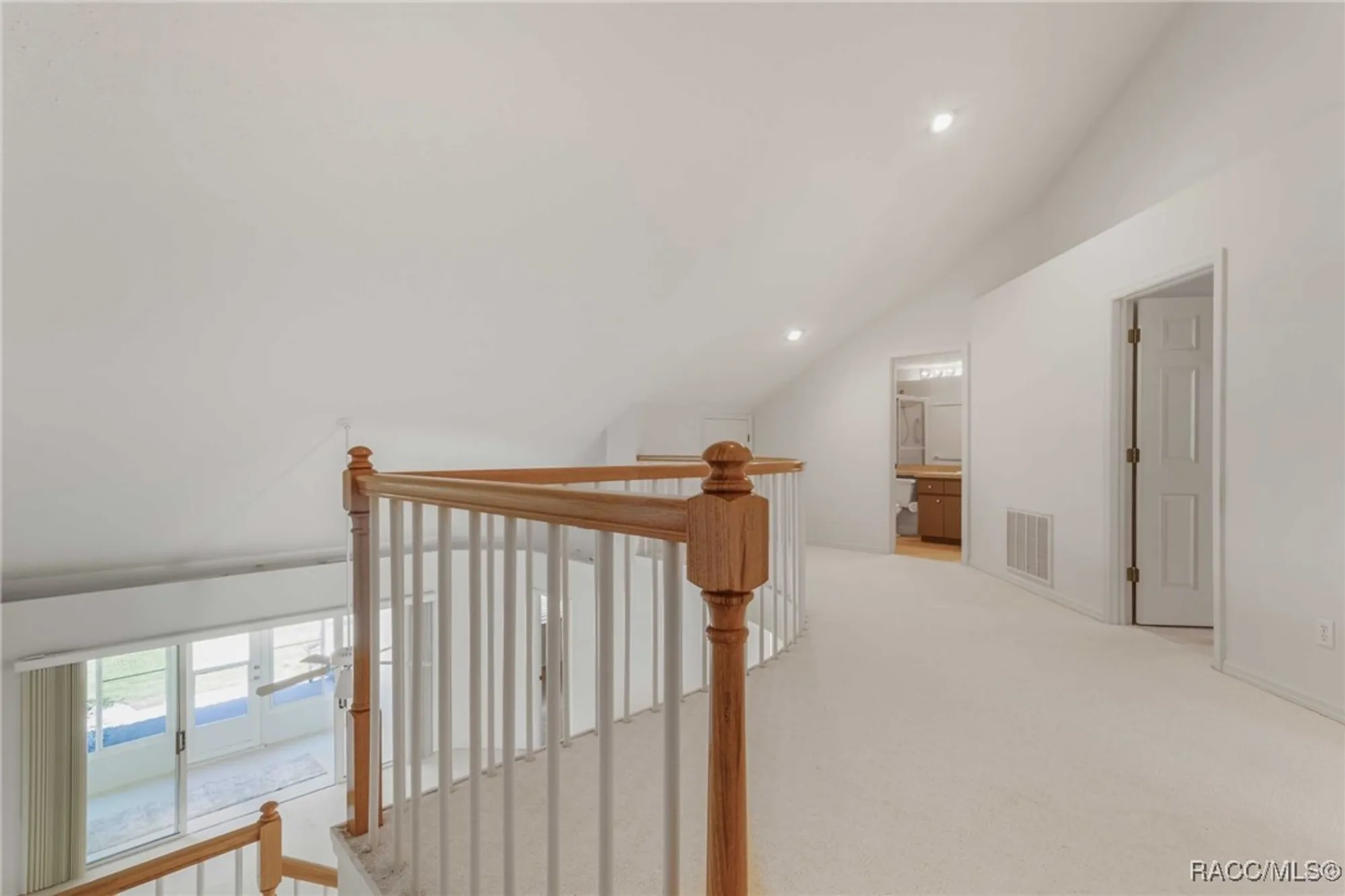 Property Slideshow image 21 of 55 | 805 inverie dr, Inverness, FL, 34453