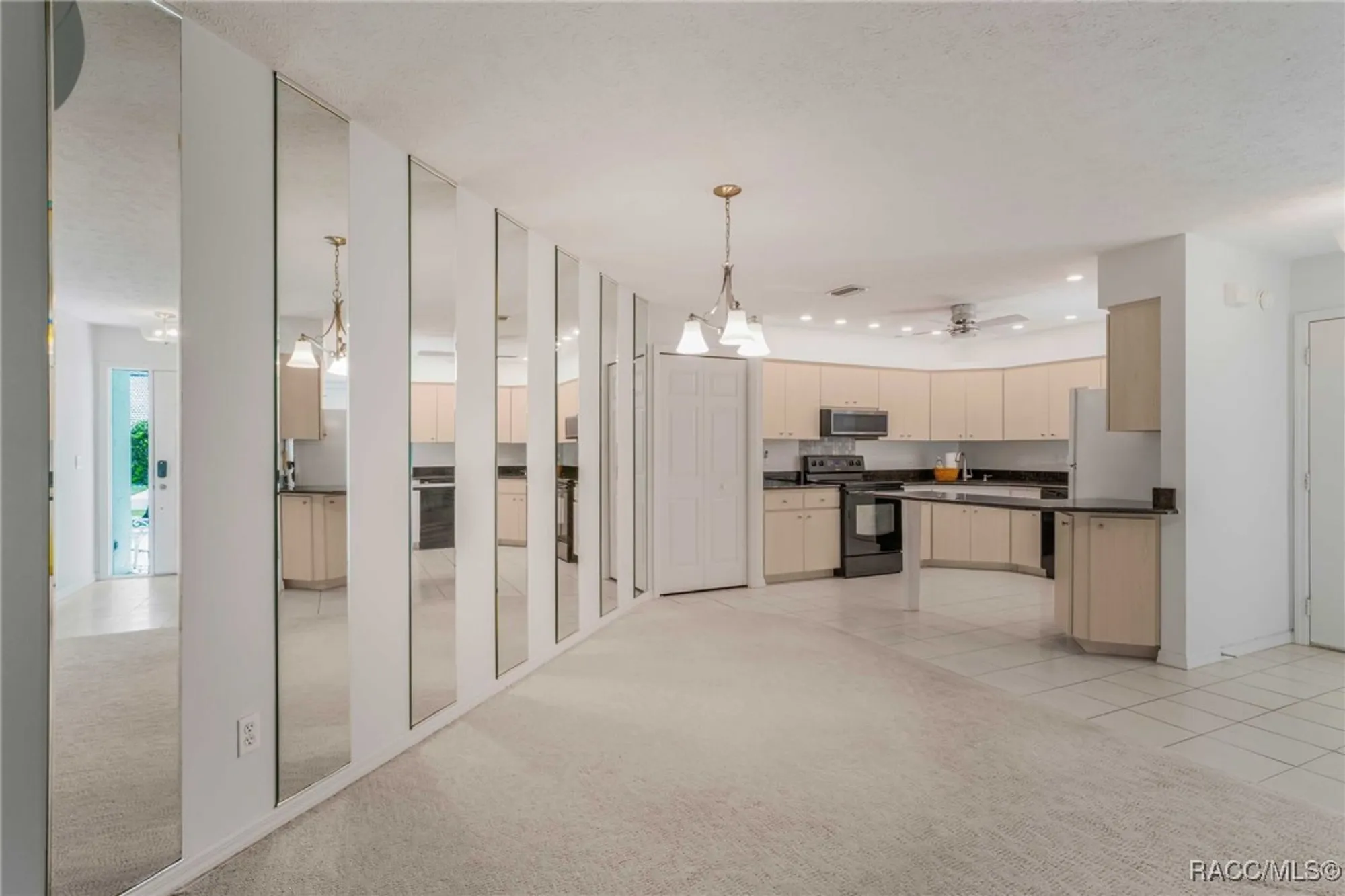 Property Slideshow image 9 of 55 | 805 inverie dr, Inverness, FL, 34453