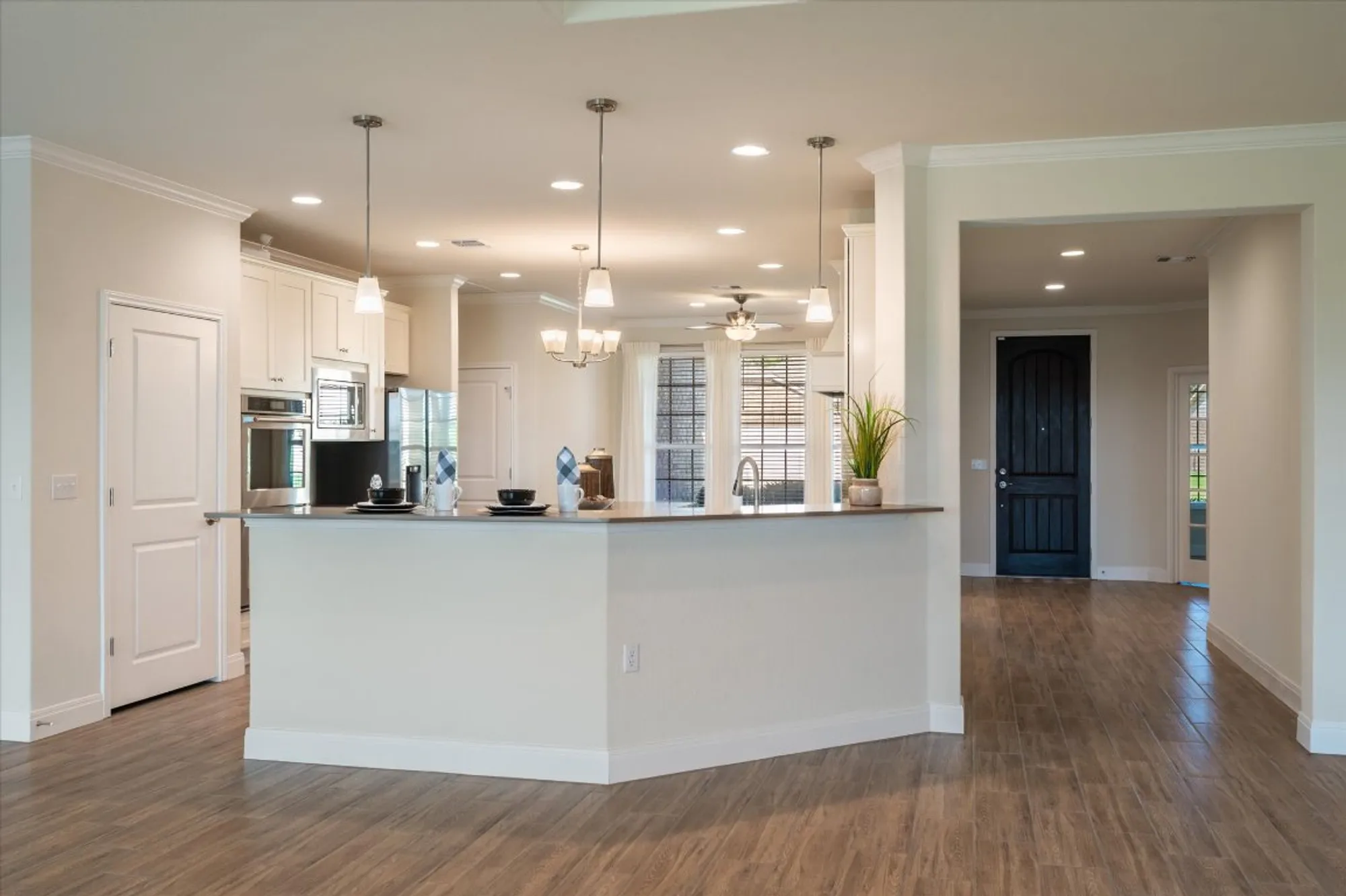 Property Slideshow image 13 of 38 | 306 cypress springs way, Georgetown, TX, 78633