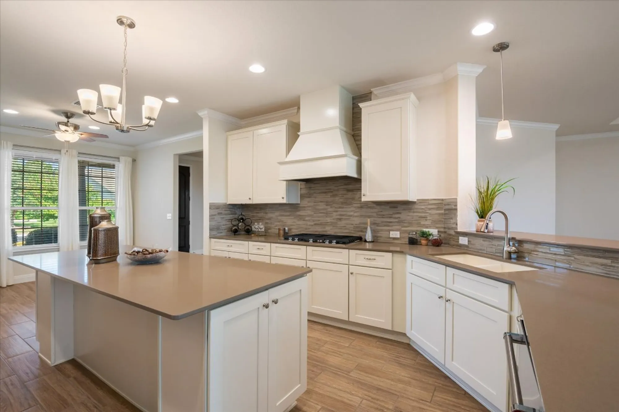 Property Slideshow image 12 of 38 | 306 cypress springs way, Georgetown, TX, 78633