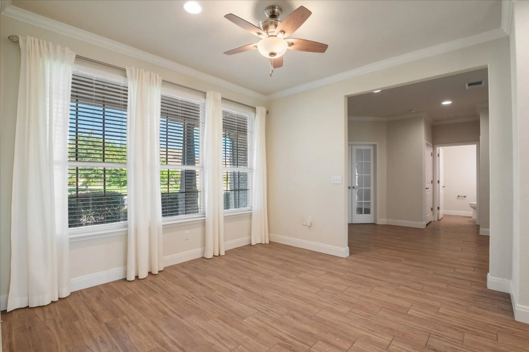 Property Slideshow image 6 of 38 | 306 cypress springs way, Georgetown, TX, 78633