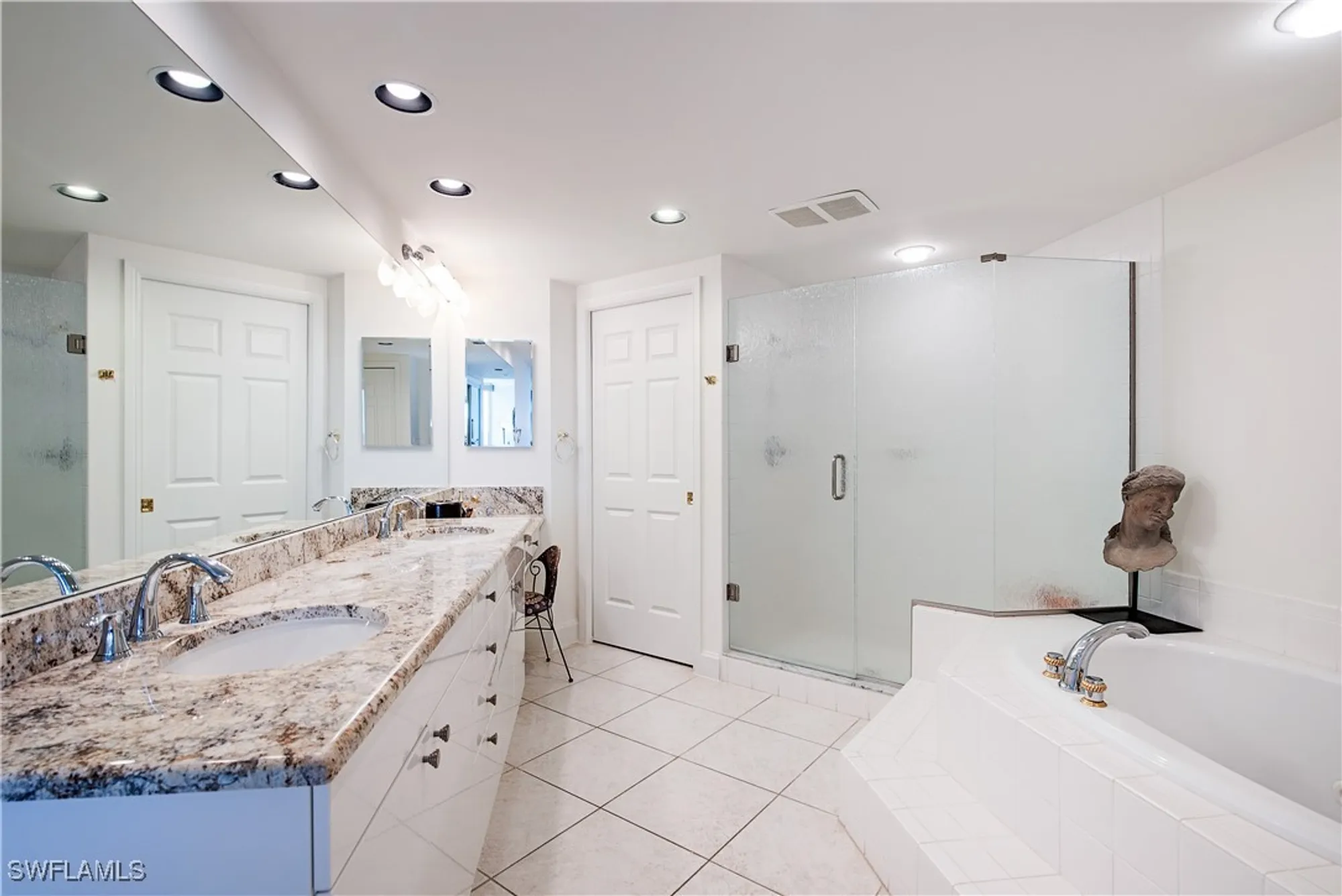 Property Slideshow image 10 of 35 | 7117 pelican bay blvd 1103, Naples, FL, 34108