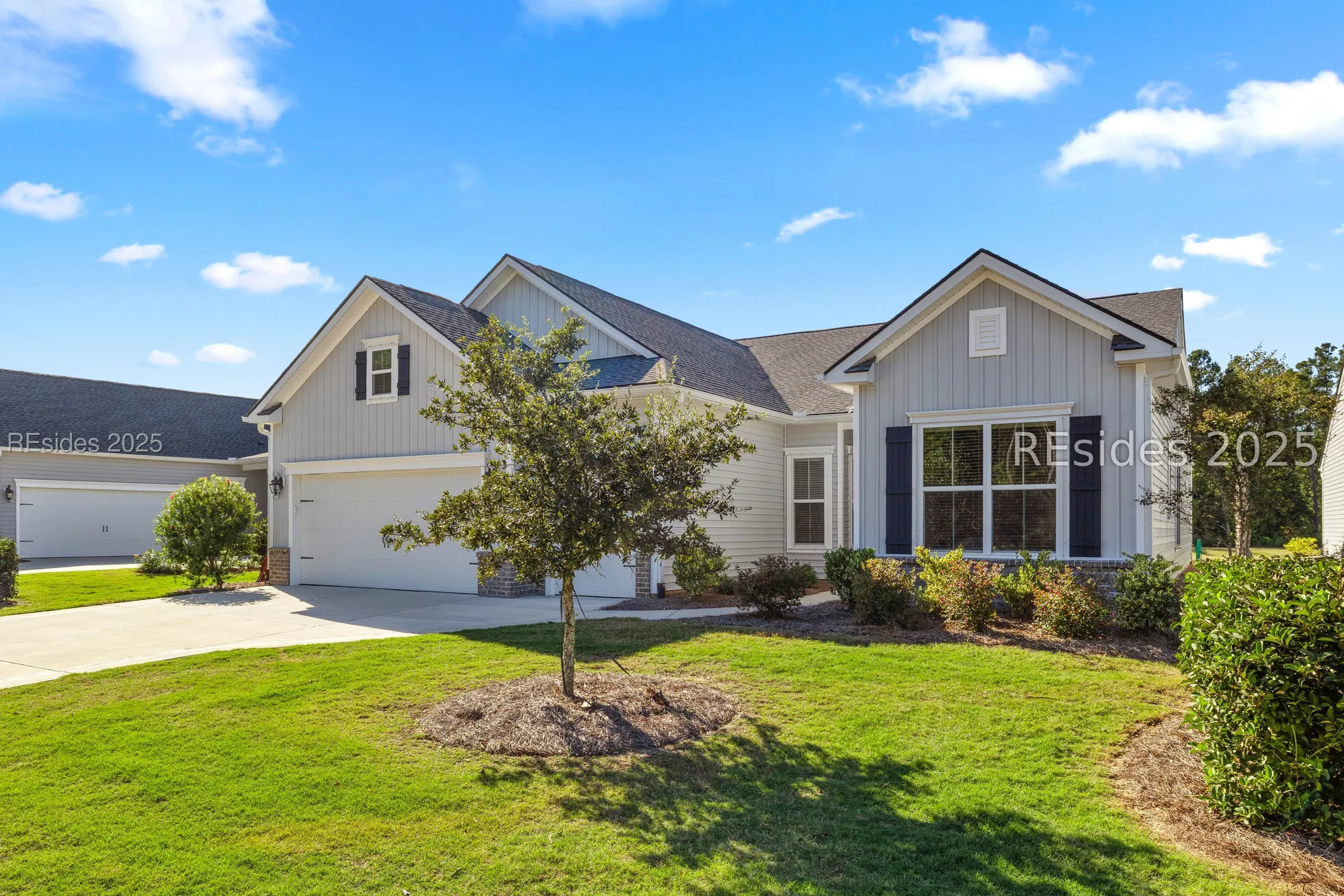 Property Slideshow image 3 of 50 | 46 carolina oaks ave, Bluffton, SC, 29909