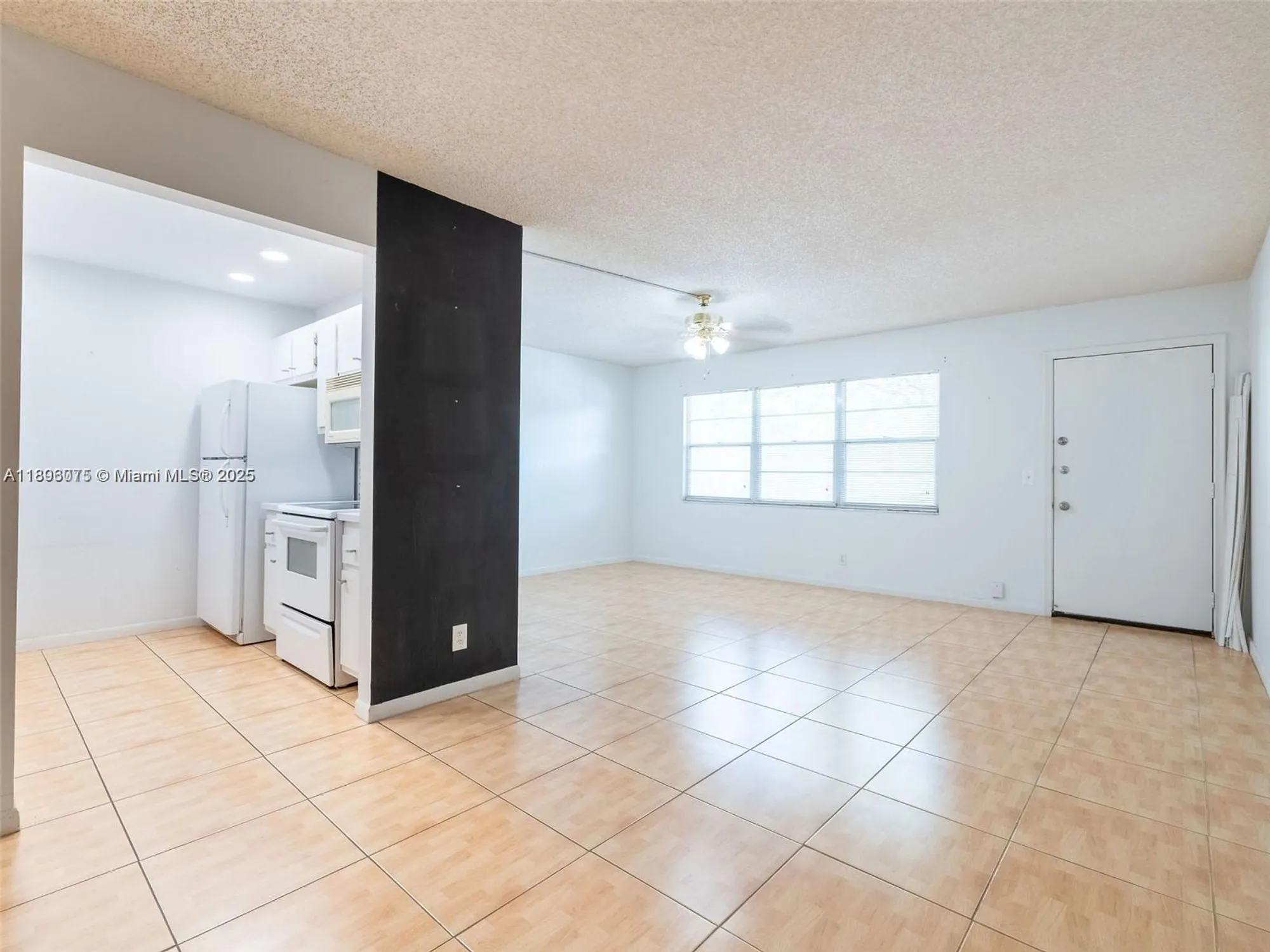 Property Slideshow image 9 of 19 | 13250 sw 7th ct l208, Pembroke Pines, FL, 33027
