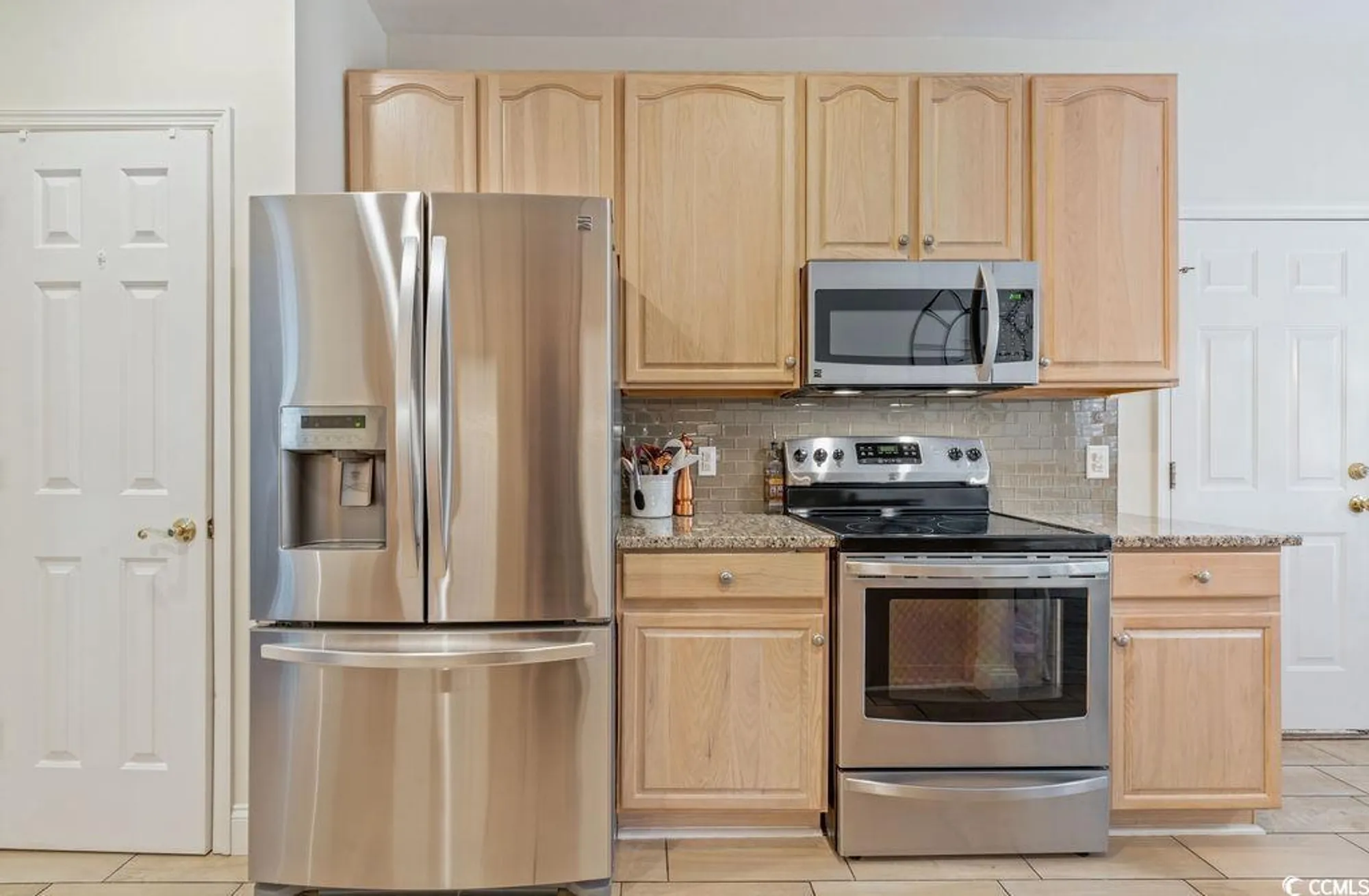 Property Slideshow image 16 of 39 | 1614 club cir, Pawleys Island, SC, 29585