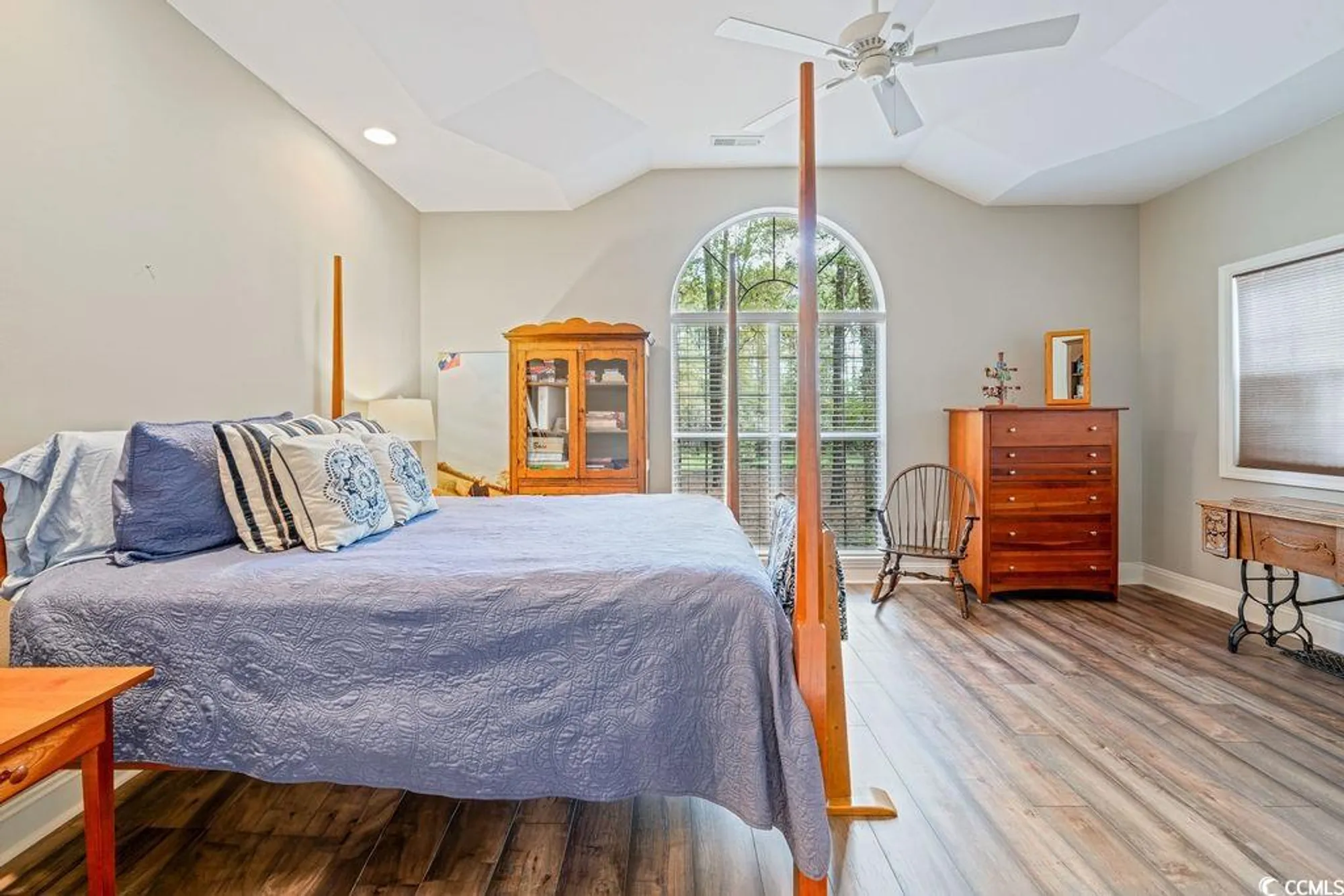 Property Slideshow image 21 of 39 | 1614 club cir, Pawleys Island, SC, 29585