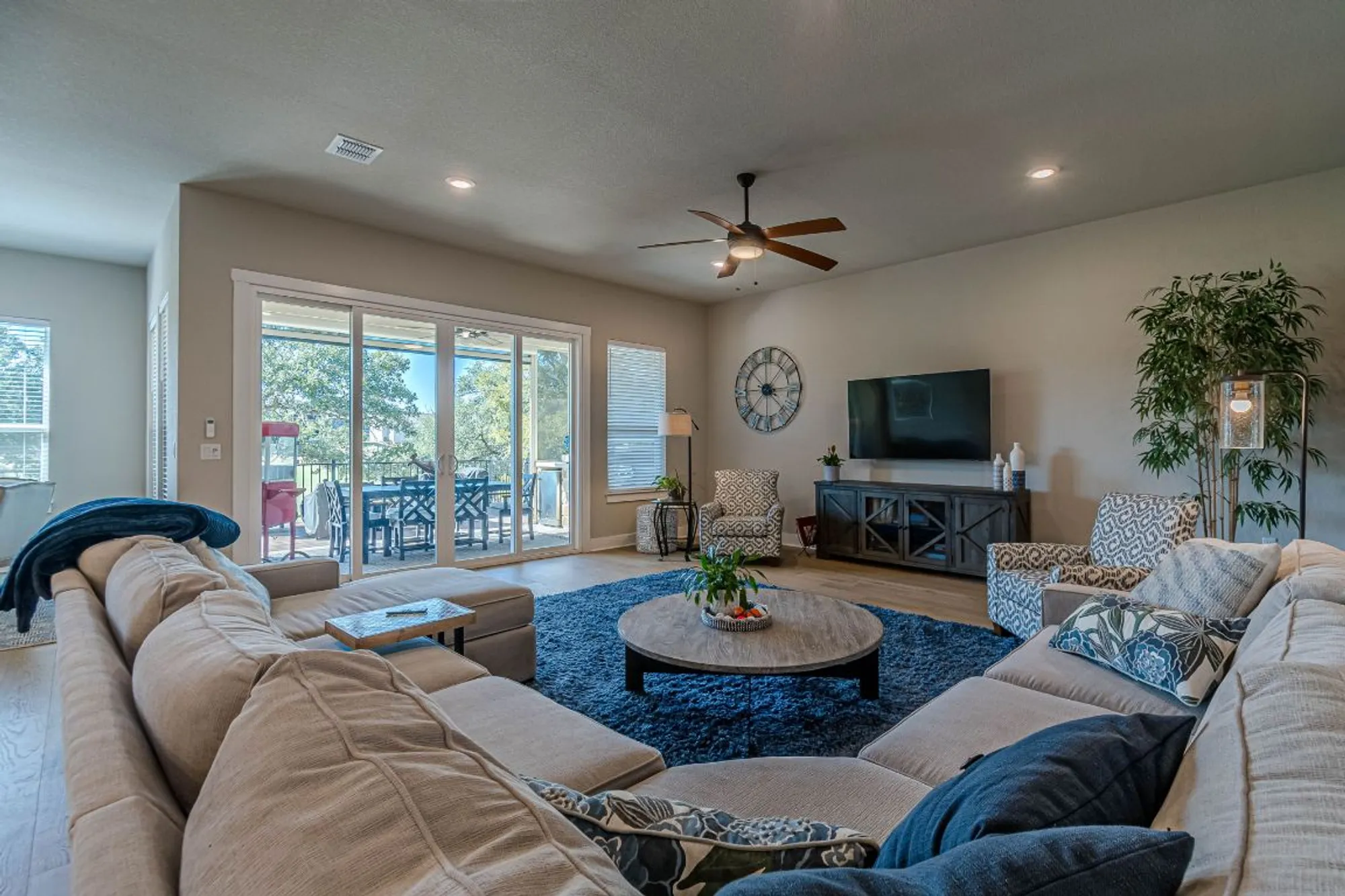 Property Slideshow image 18 of 36 | 109 twirling pecan cv, San Marcos, TX, 78666