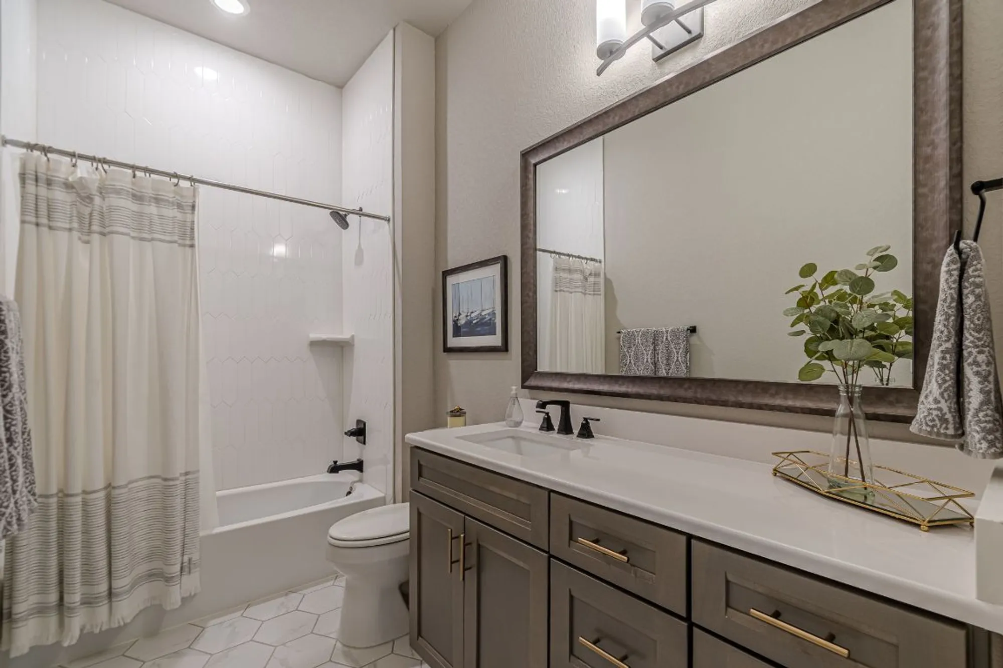 Property Slideshow image 10 of 36 | 109 twirling pecan cv, San Marcos, TX, 78666