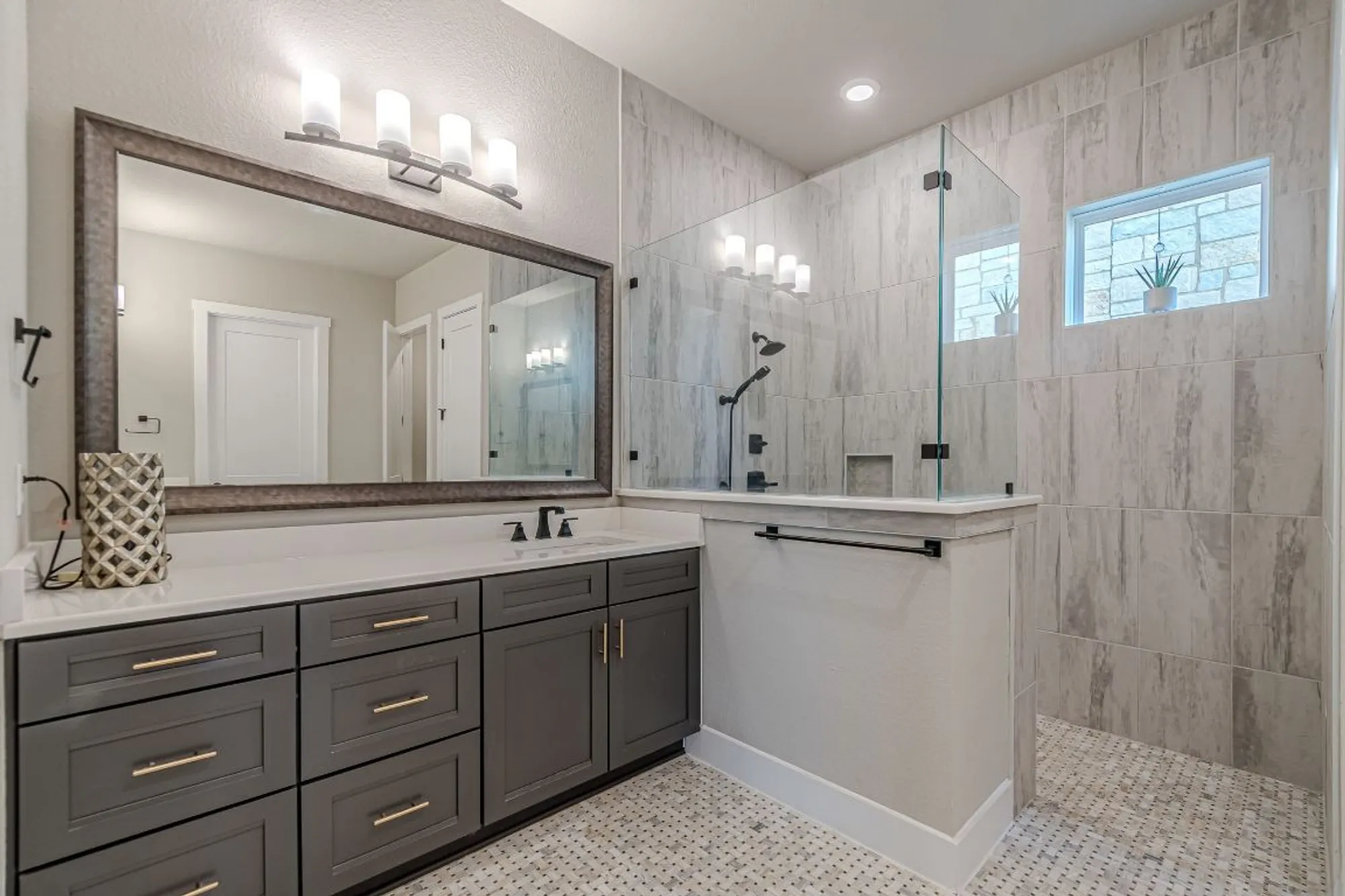 Property Slideshow image 26 of 36 | 109 twirling pecan cv, San Marcos, TX, 78666