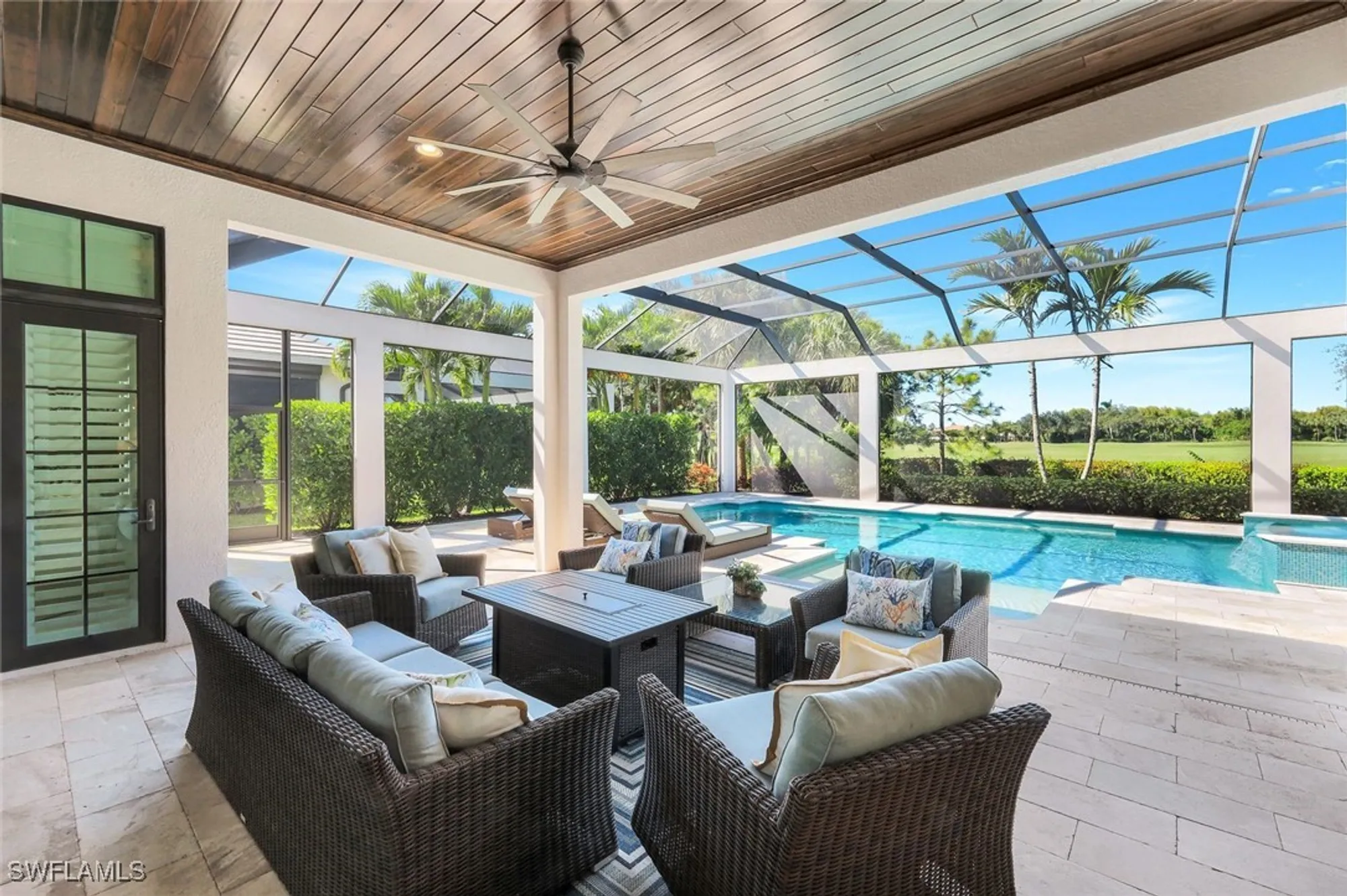 Property Slideshow image 23 of 47 | 3233 tavolara ln, Naples, FL, 34114