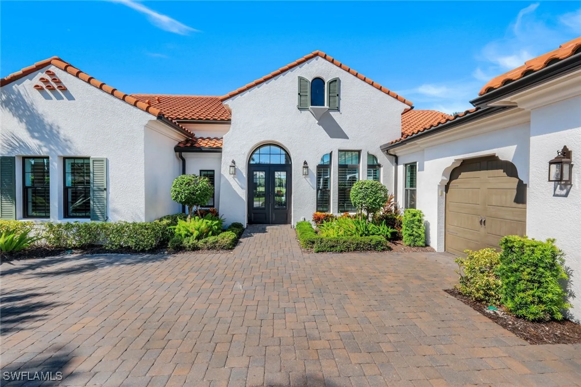 Property Slideshow image 35 of 47 | 3233 tavolara ln, Naples, FL, 34114