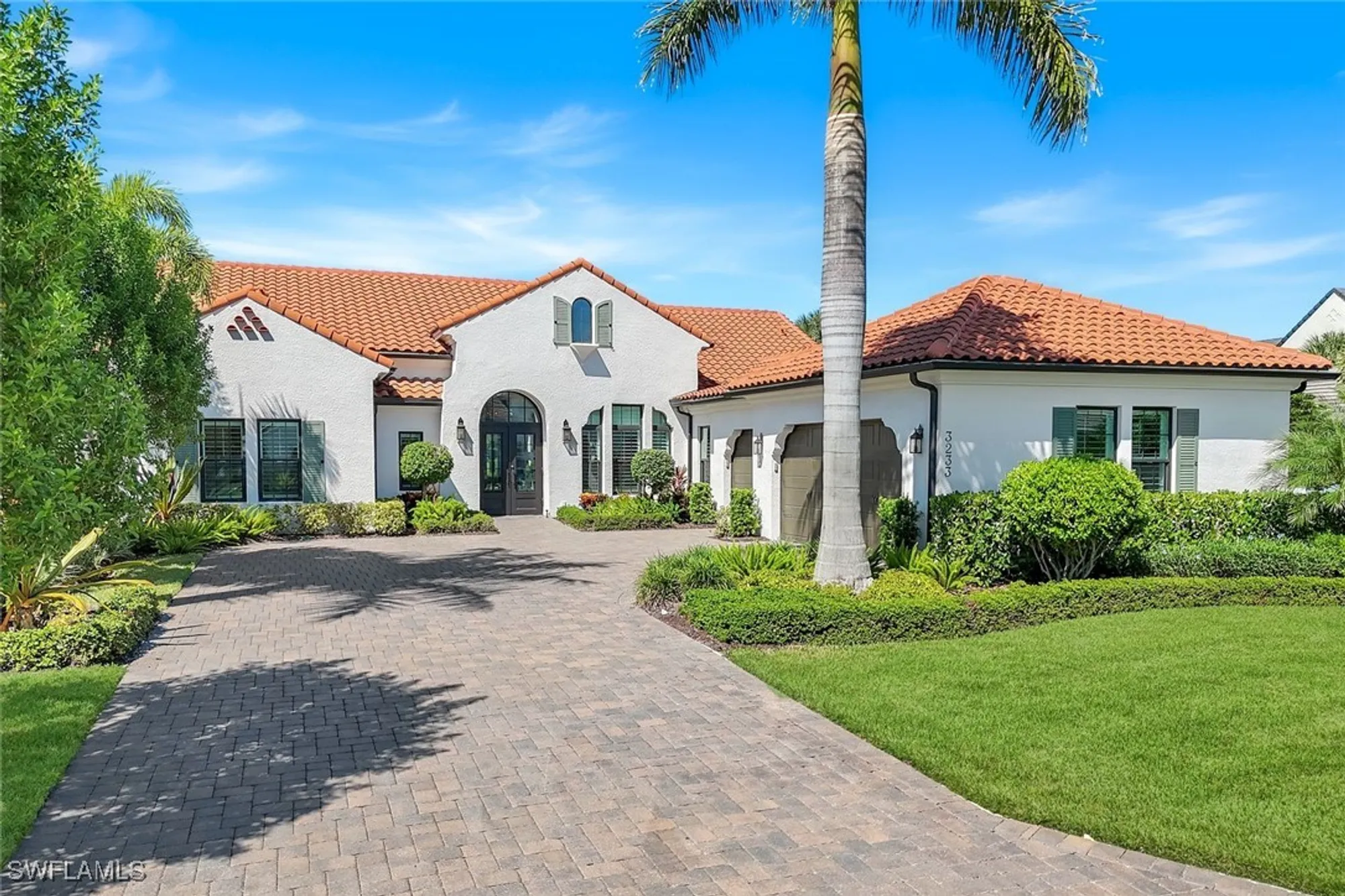 Property Slideshow image 33 of 47 | 3233 tavolara ln, Naples, FL, 34114