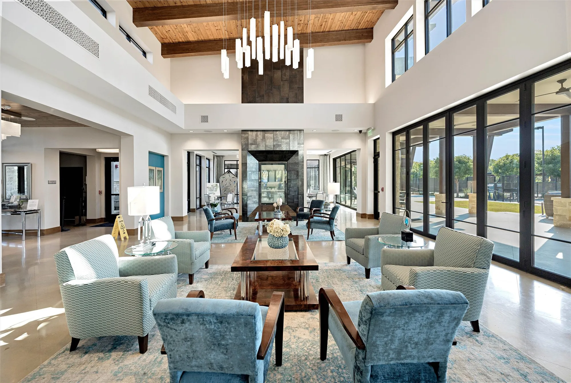 Property Slideshow image 37 of 39 | 4825 beaver creek dr, Arlington, TX, 76005