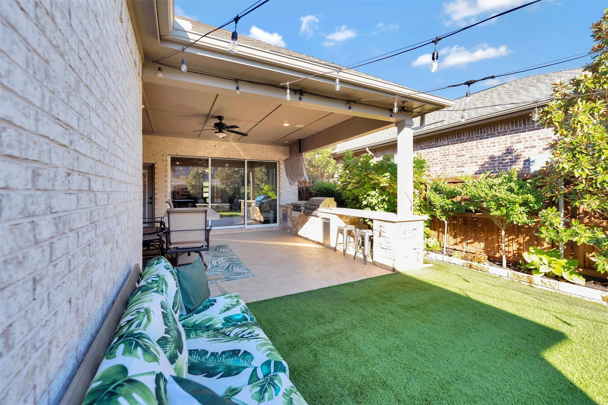 Property Slideshow image 32 of 39 | 4825 beaver creek dr, Arlington, TX, 76005