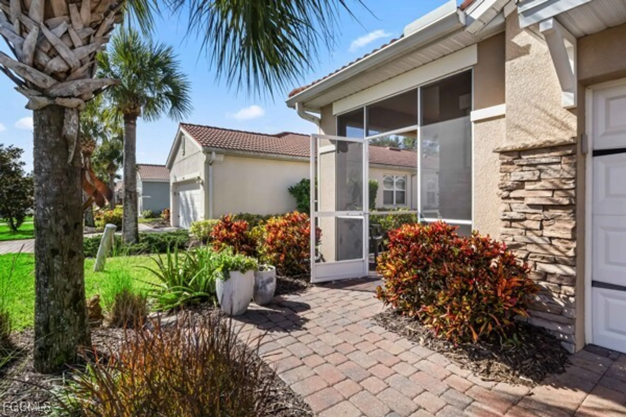 Property Slideshow image 15 of 41 | 2197 summersweet dr, Alva, FL, 33920
