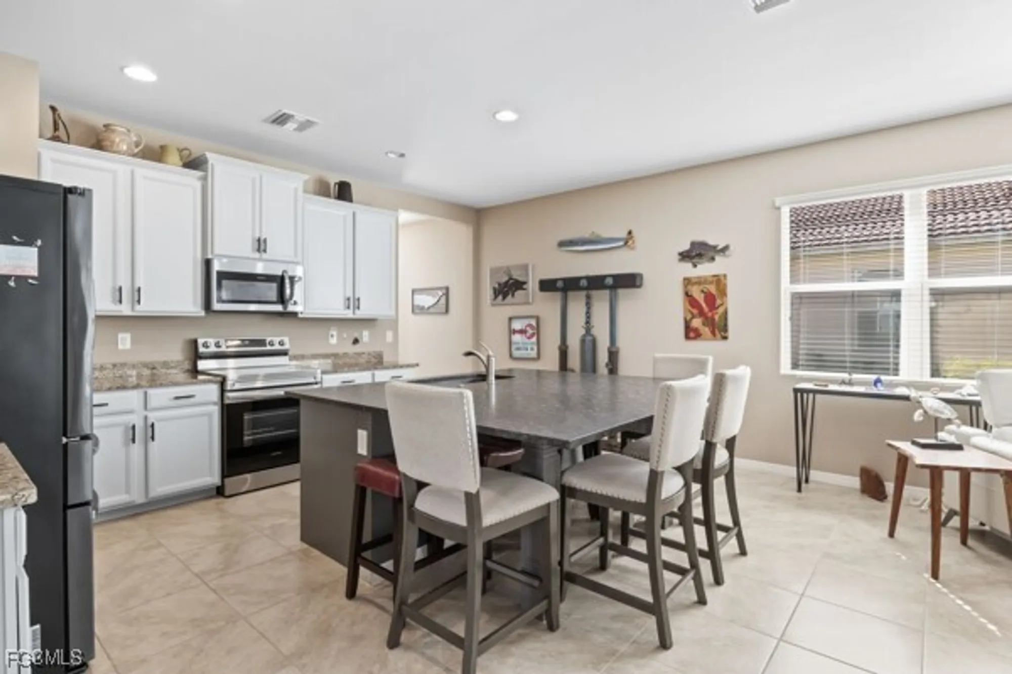 Property Slideshow image 20 of 41 | 2197 summersweet dr, Alva, FL, 33920