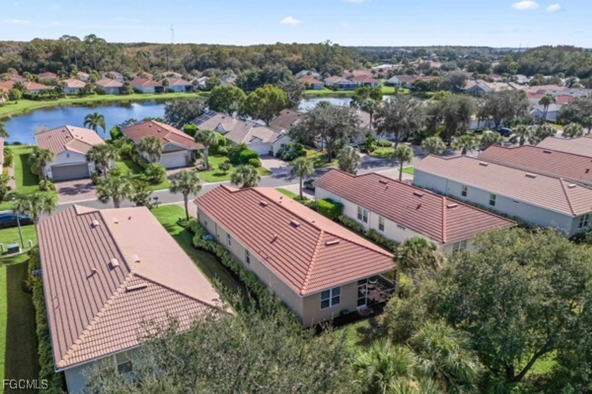 Property Slideshow image 7 of 41 | 2197 summersweet dr, Alva, FL, 33920