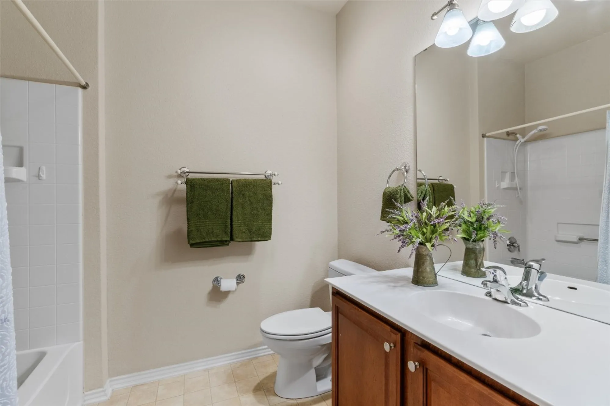 Property Slideshow image 25 of 31 | 337 portsmouth dr, Georgetown, TX, 78633