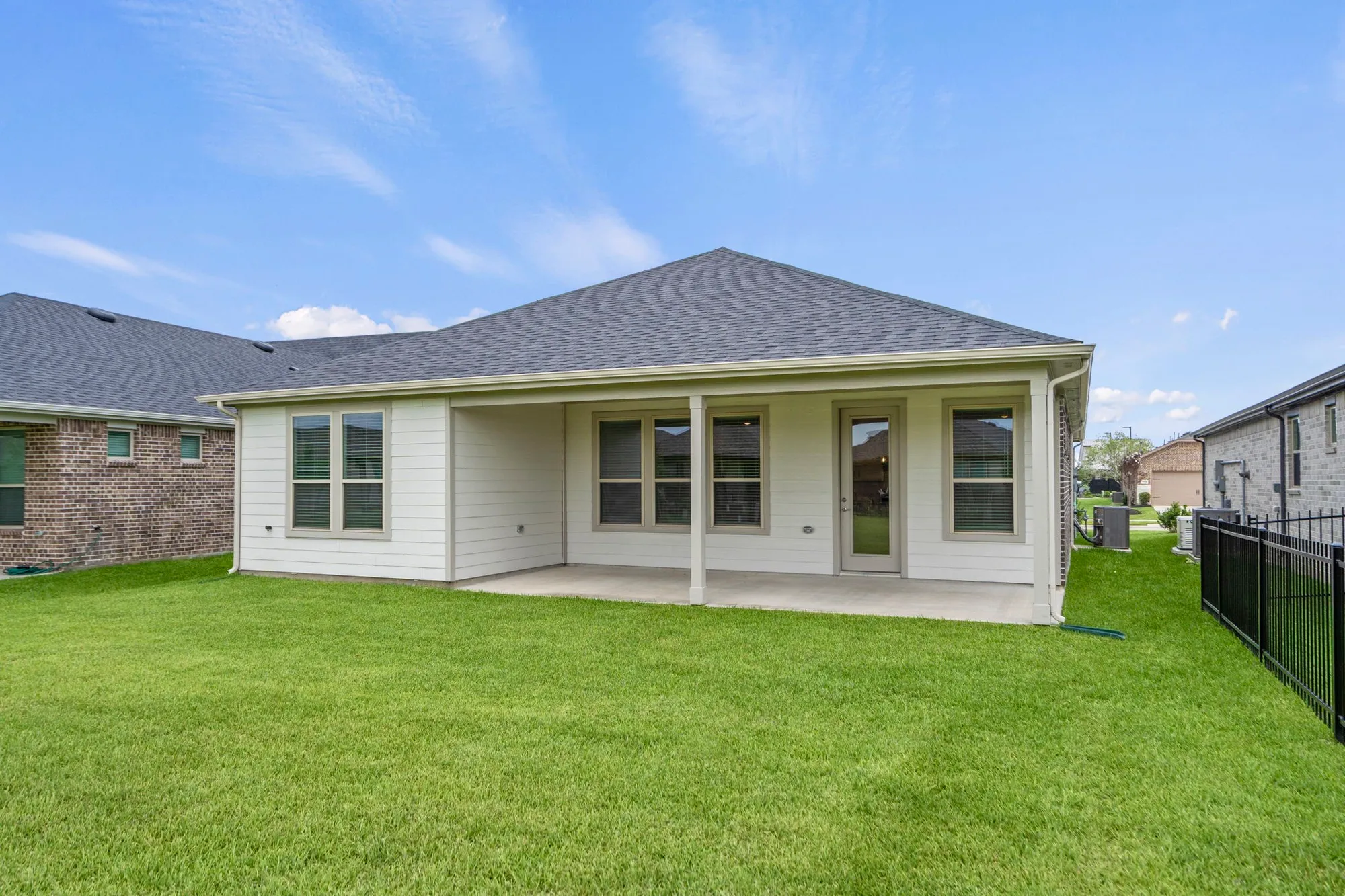 Property Slideshow image 23 of 30 | 31707 pleasant view ct, Fulshear, TX, 77441