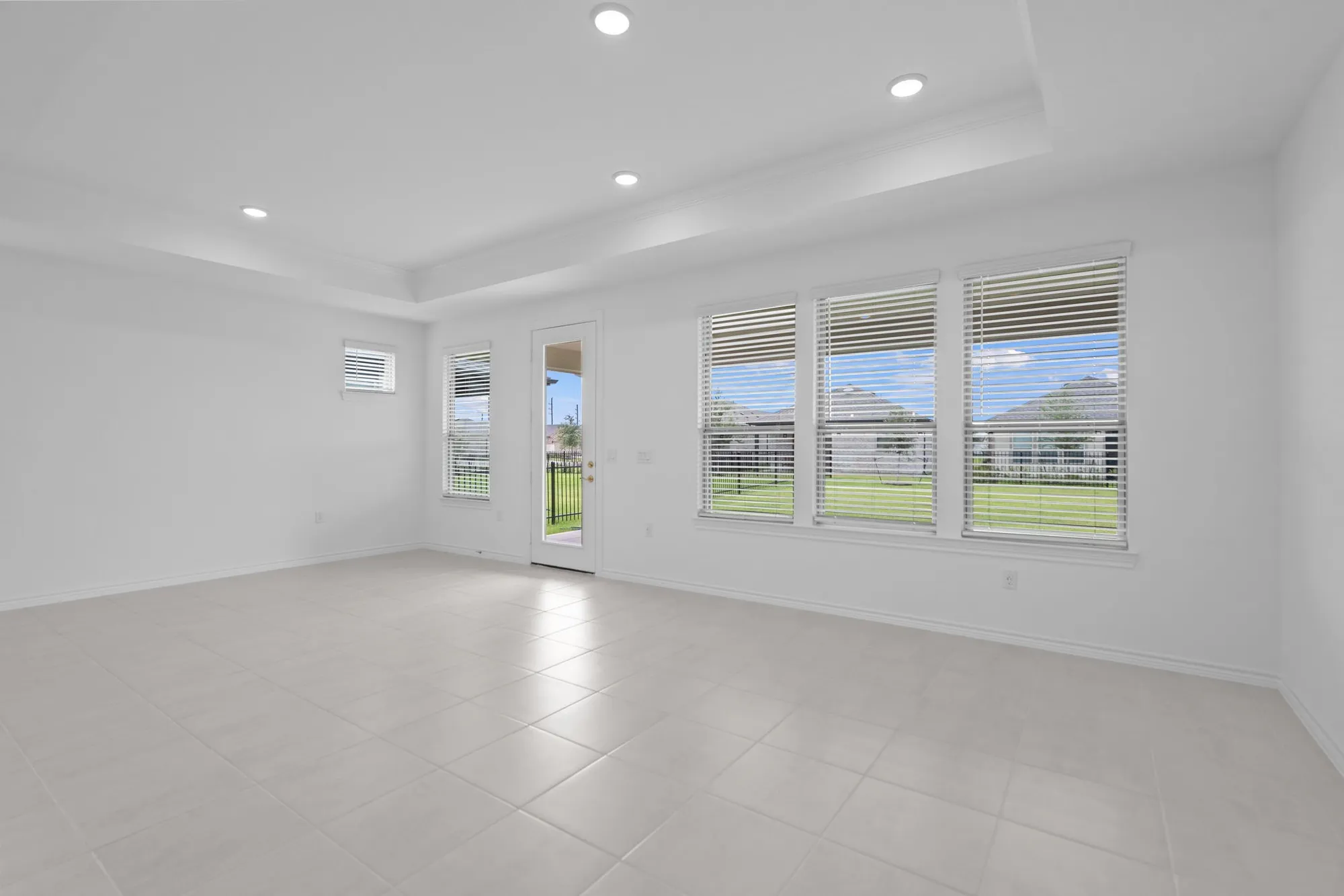 Property Slideshow image 9 of 30 | 31707 pleasant view ct, Fulshear, TX, 77441