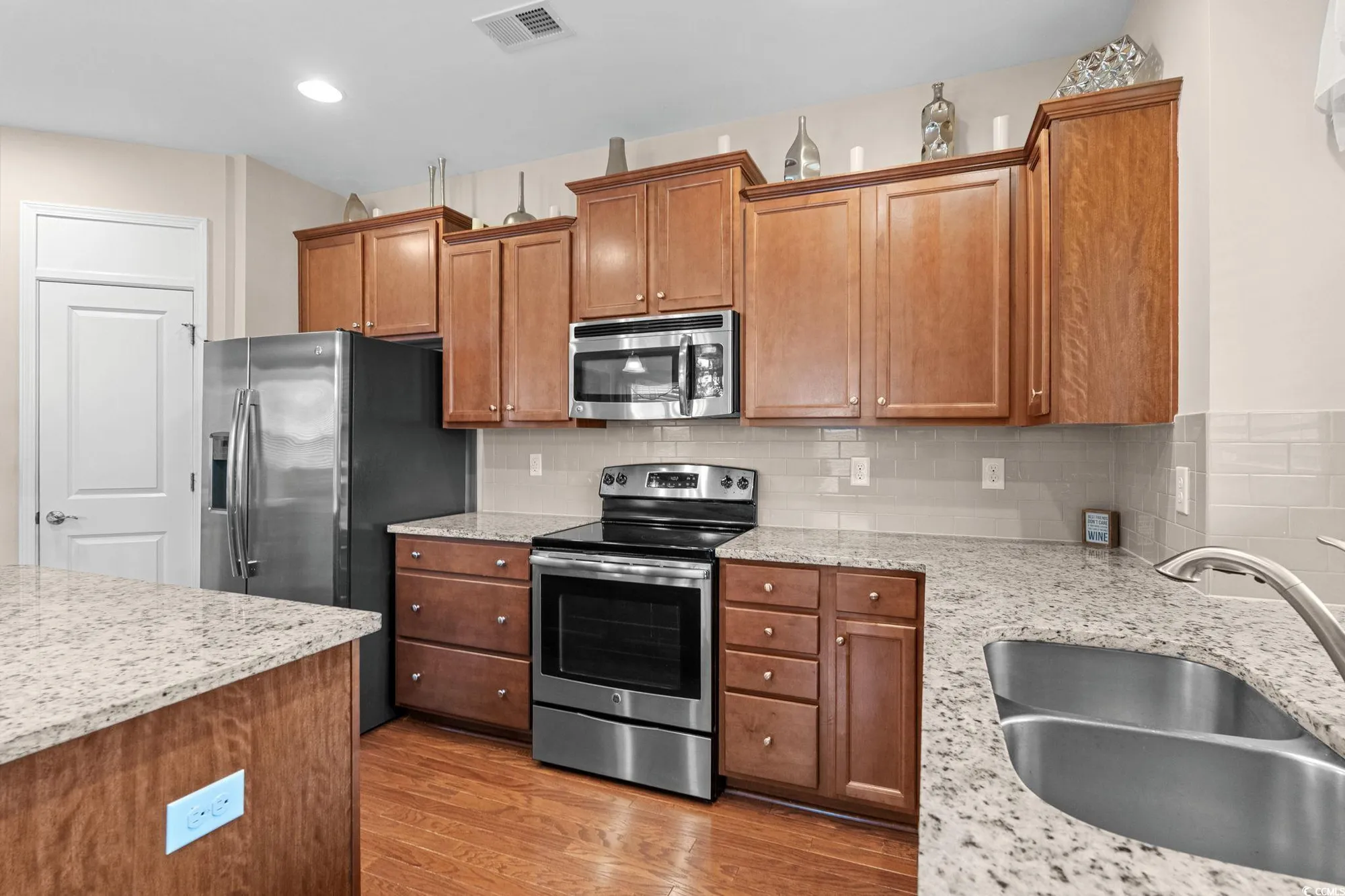 Property Slideshow image 16 of 40 | 1853 willowcress ln, Myrtle Beach, SC, 29577