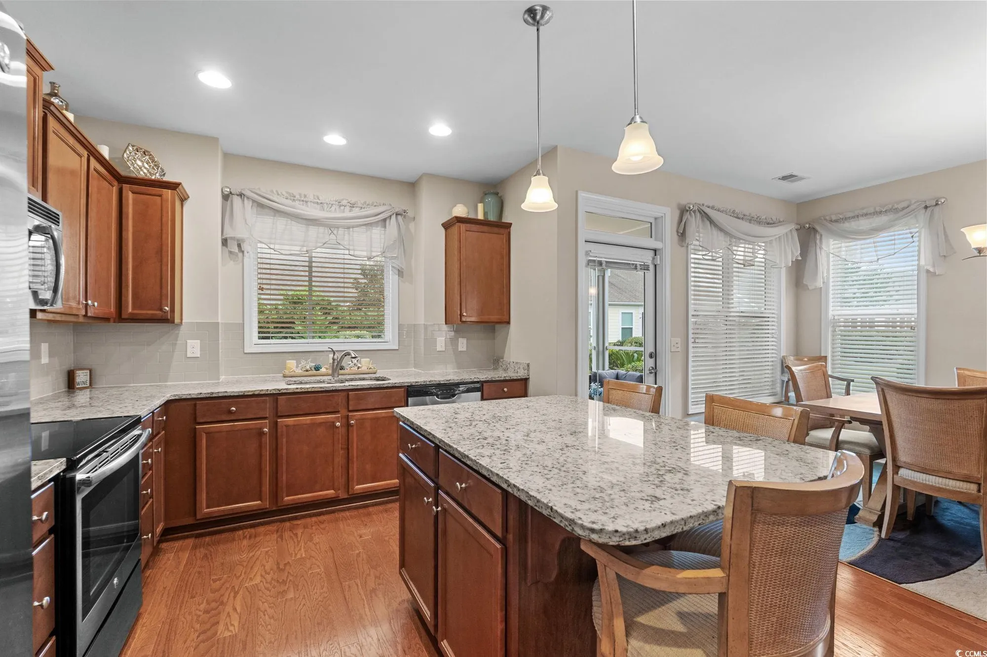 Property Slideshow image 13 of 40 | 1853 willowcress ln, Myrtle Beach, SC, 29577