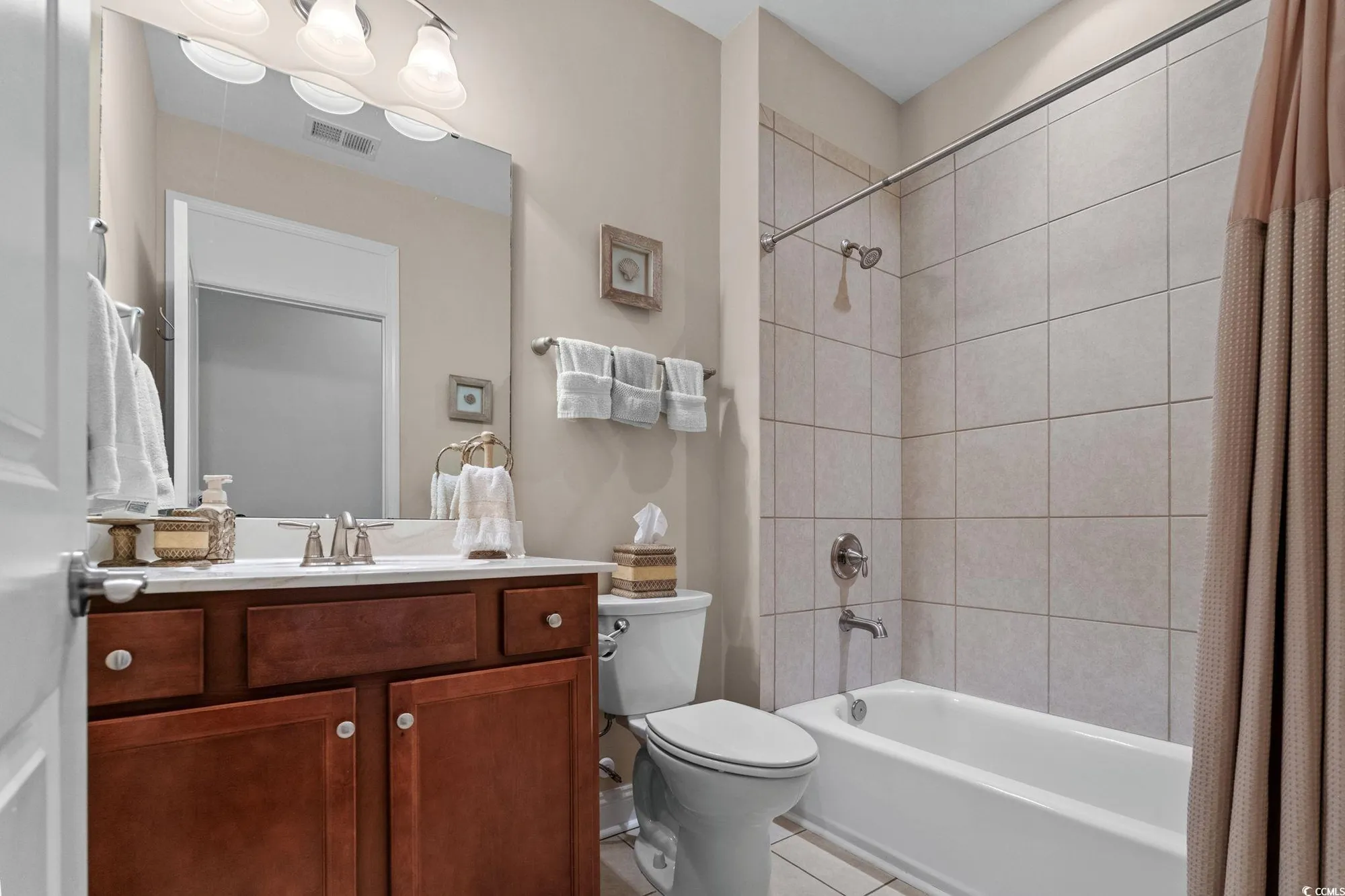 Property Slideshow image 30 of 40 | 1853 willowcress ln, Myrtle Beach, SC, 29577