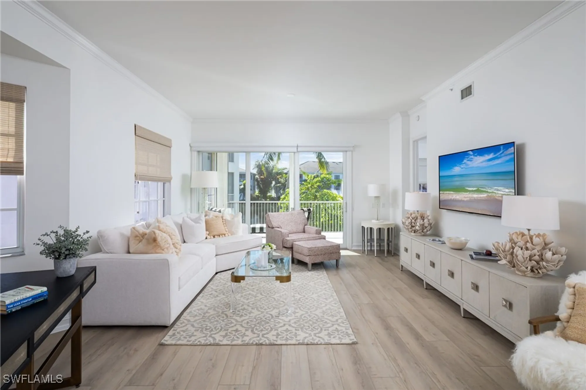 Property Slideshow image 1 of 22 | 815 bentwater cir 101, Naples, FL, 34108