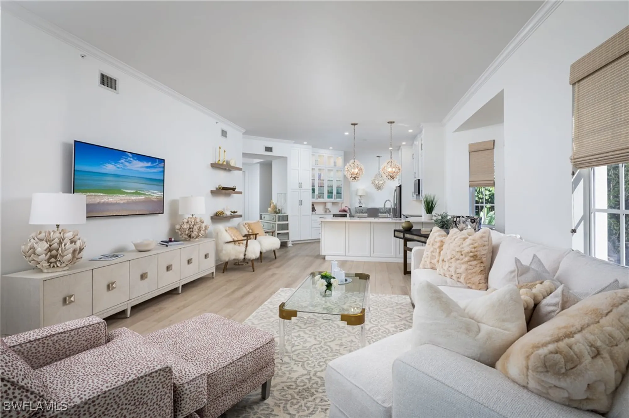 Property Slideshow image 4 of 22 | 815 bentwater cir 101, Naples, FL, 34108