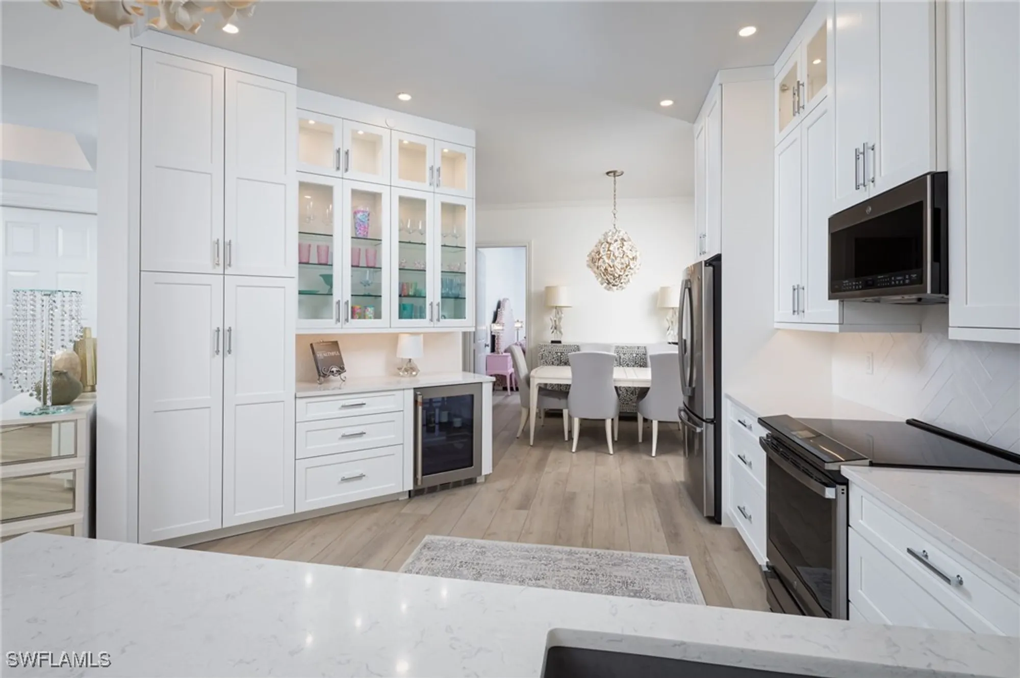 Property Slideshow image 5 of 22 | 815 bentwater cir 101, Naples, FL, 34108