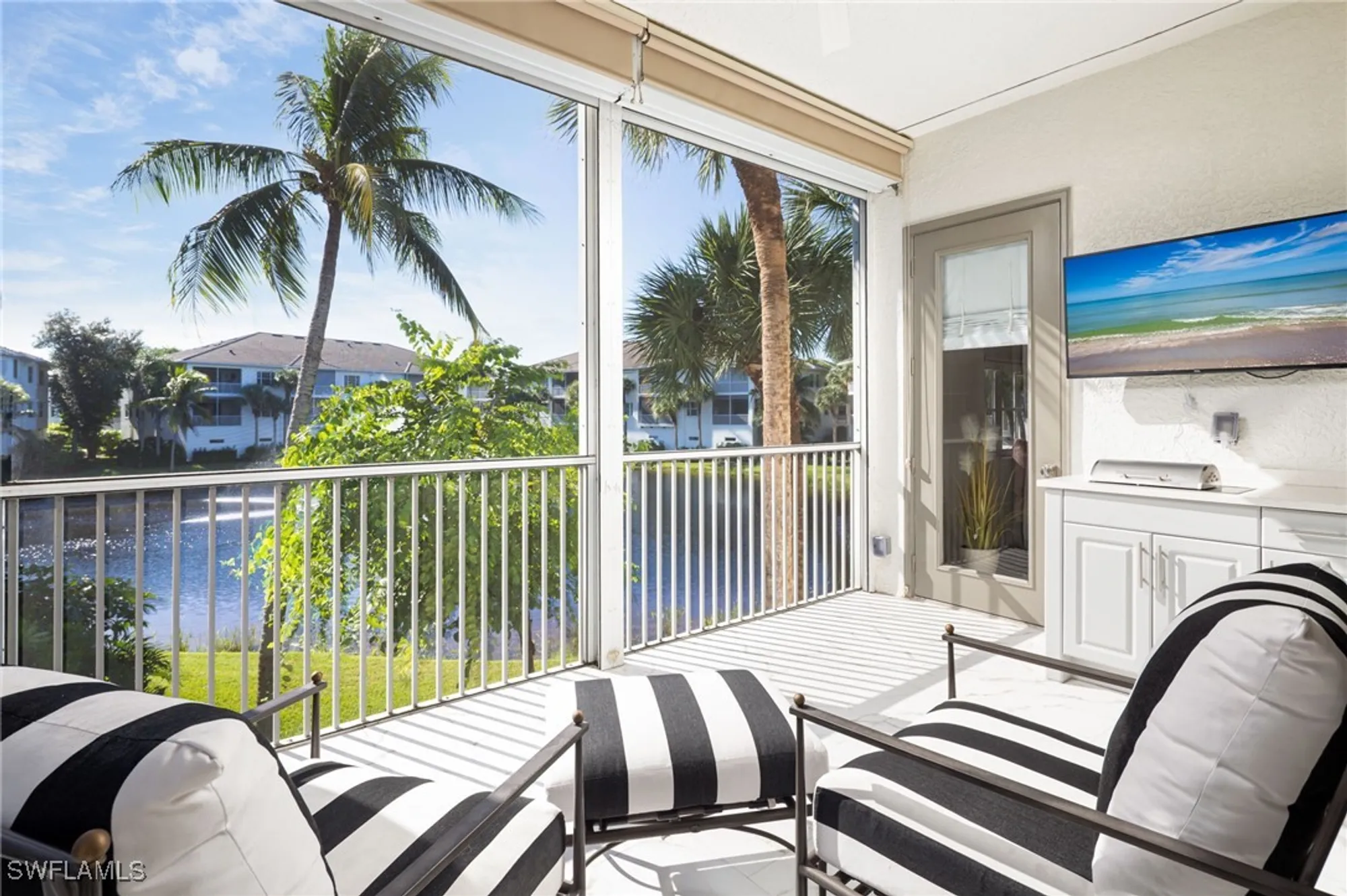 Property Slideshow image 7 of 22 | 815 bentwater cir 101, Naples, FL, 34108