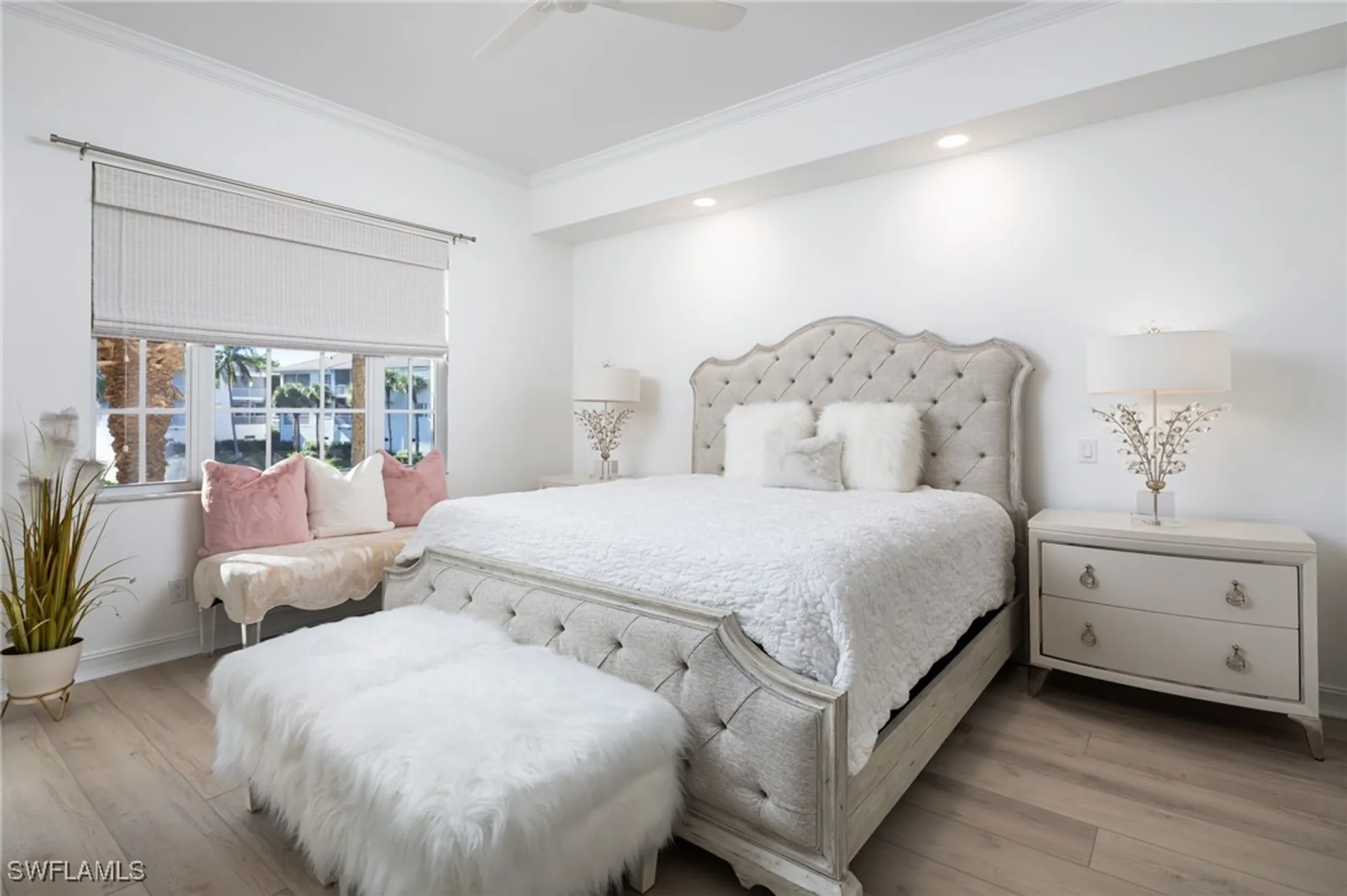 Property Slideshow image 9 of 22 | 815 bentwater cir 101, Naples, FL, 34108