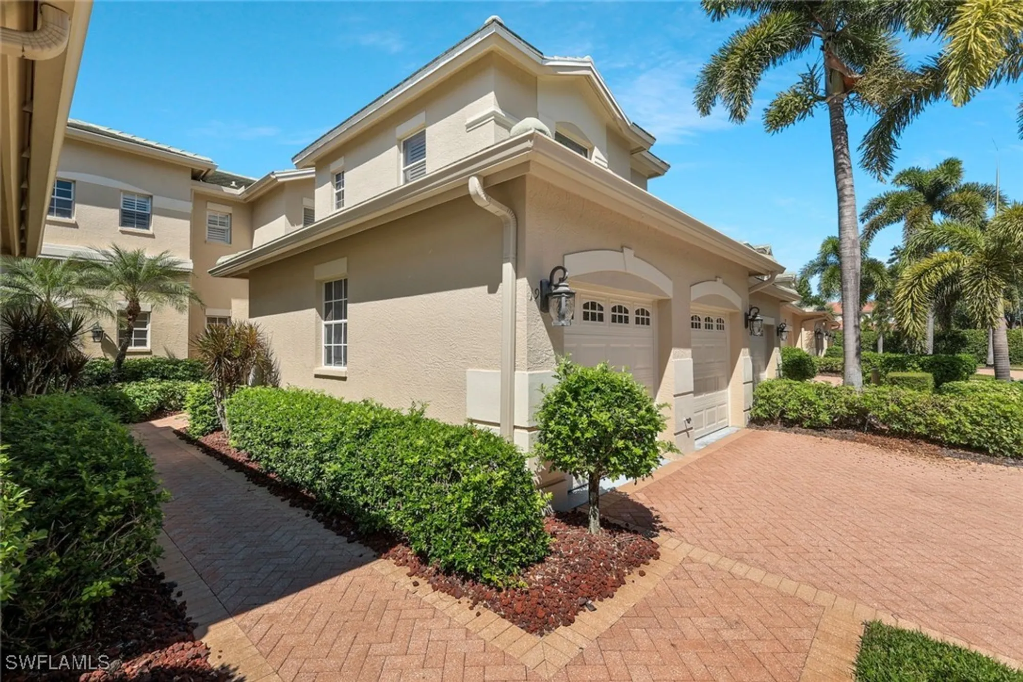 Property Slideshow image 16 of 32 | 558 vintage reserve ln # 19b, Naples, FL, 34119