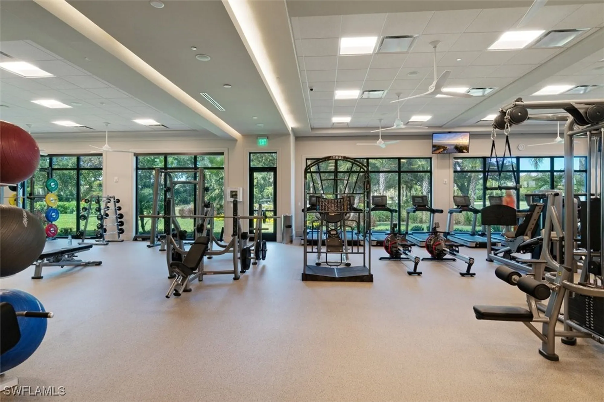 Property Slideshow image 29 of 32 | 558 vintage reserve ln # 19b, Naples, FL, 34119