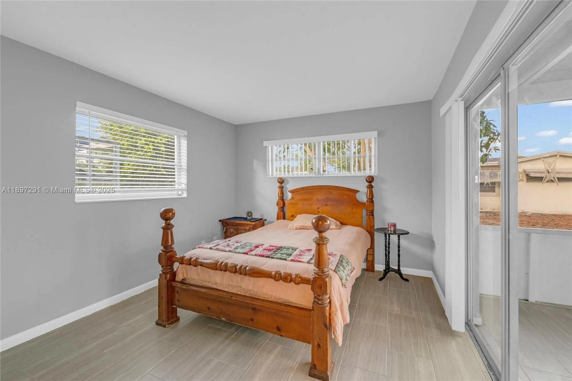 Property Slideshow image 3 of 27 | 980 nw 69th ave, Margate, FL, 33063