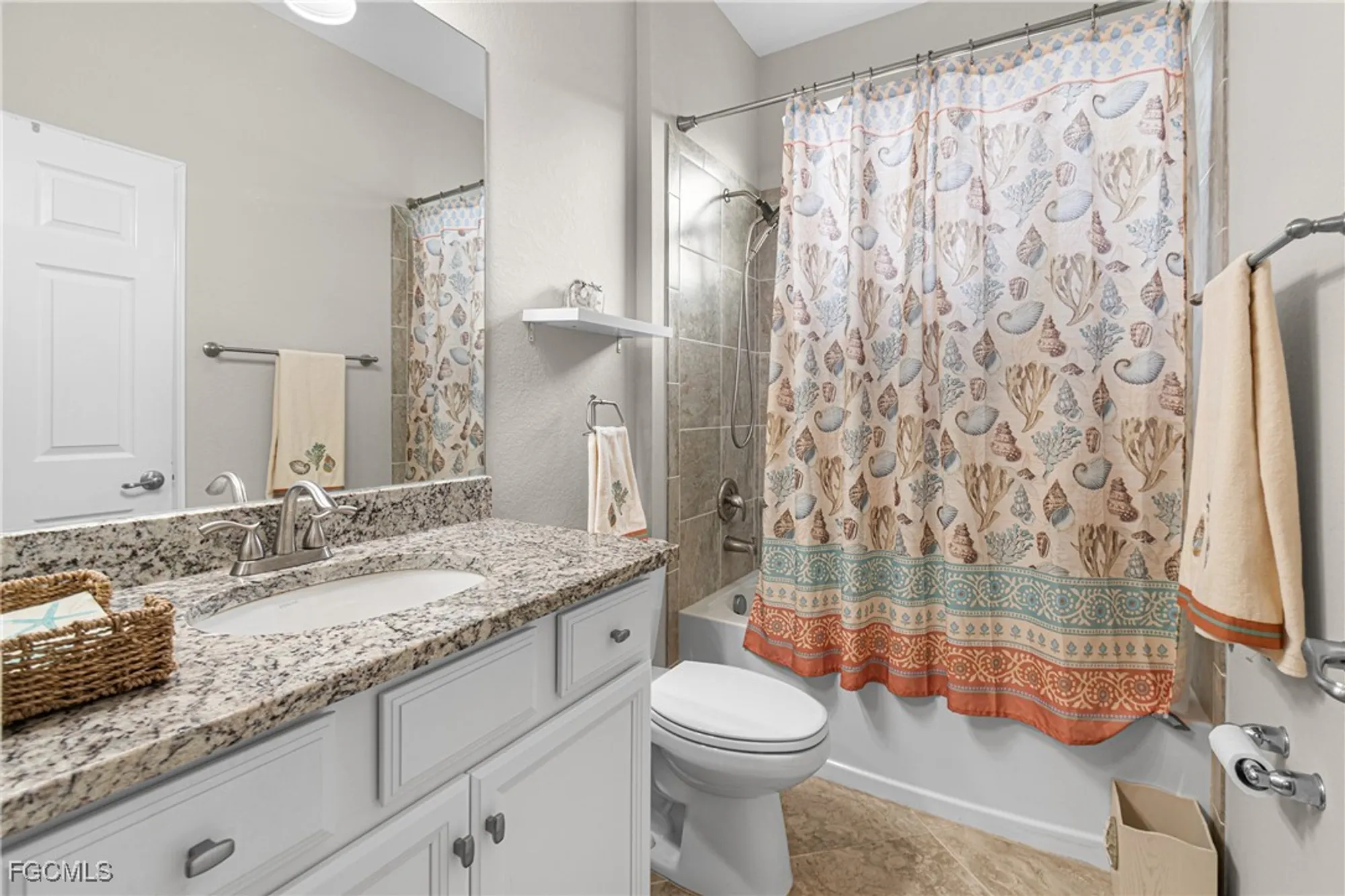 Property Slideshow image 27 of 45 | 10244 prato dr, Fort Myers, FL, 33913