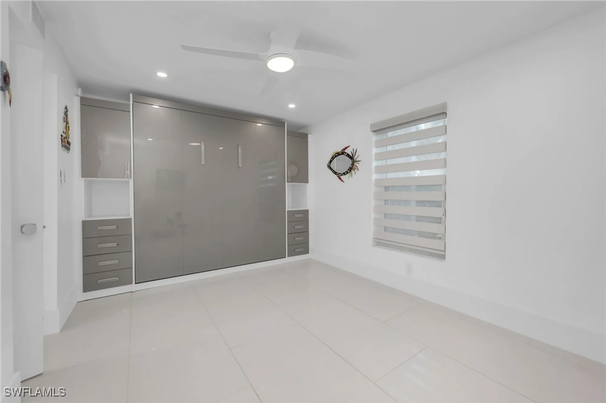 Property Slideshow image 14 of 26 | 2800 gulf shore blvd 101, Naples, FL, 34103