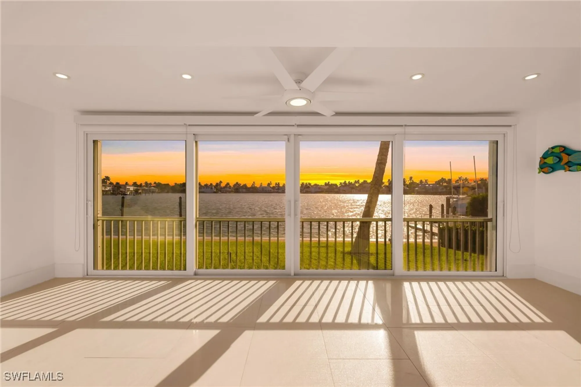 Property Slideshow image 2 of 26 | 2800 gulf shore blvd 101, Naples, FL, 34103