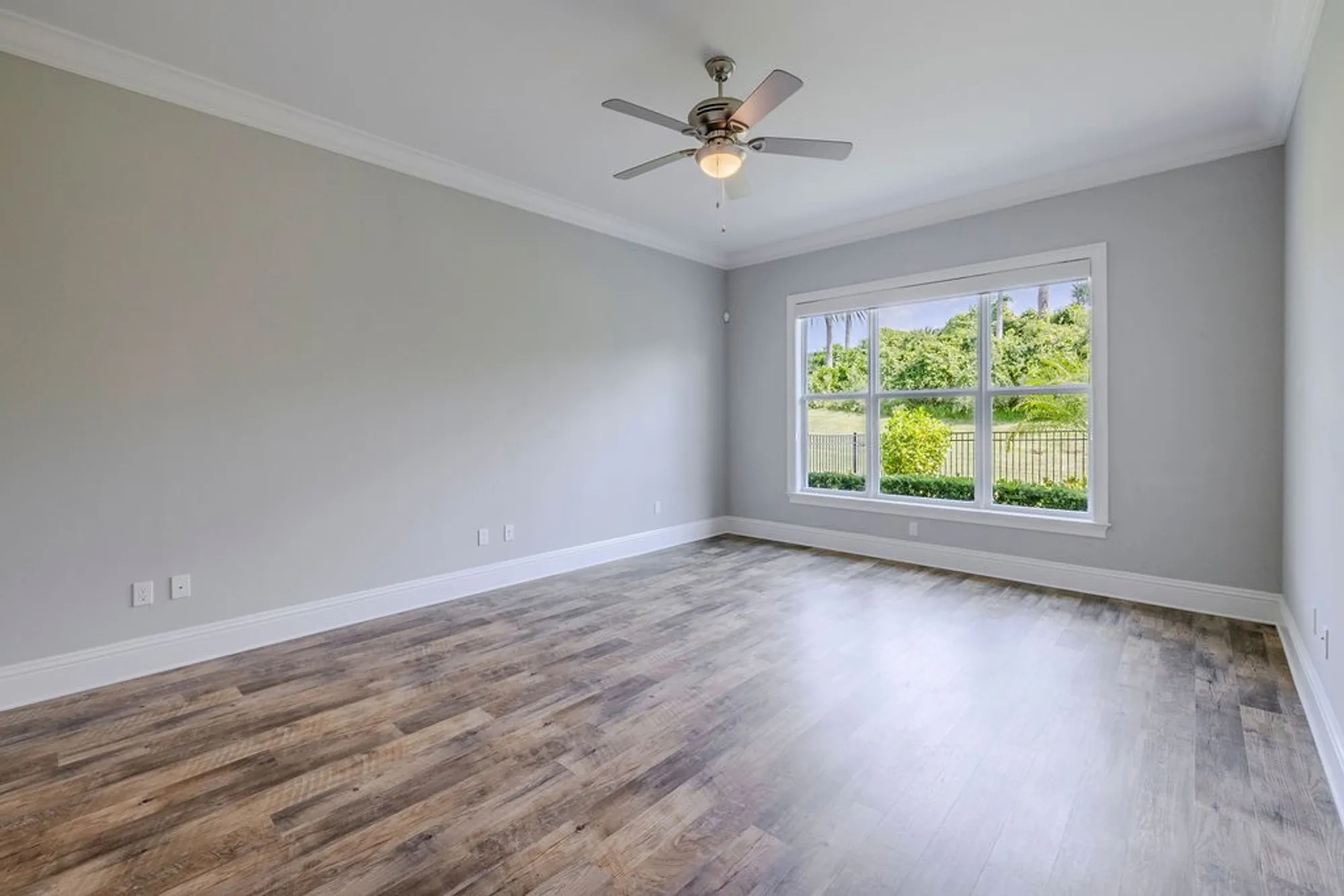 Property Slideshow image 11 of 36 | 2131 falls cir, Vero Beach, FL, 32967