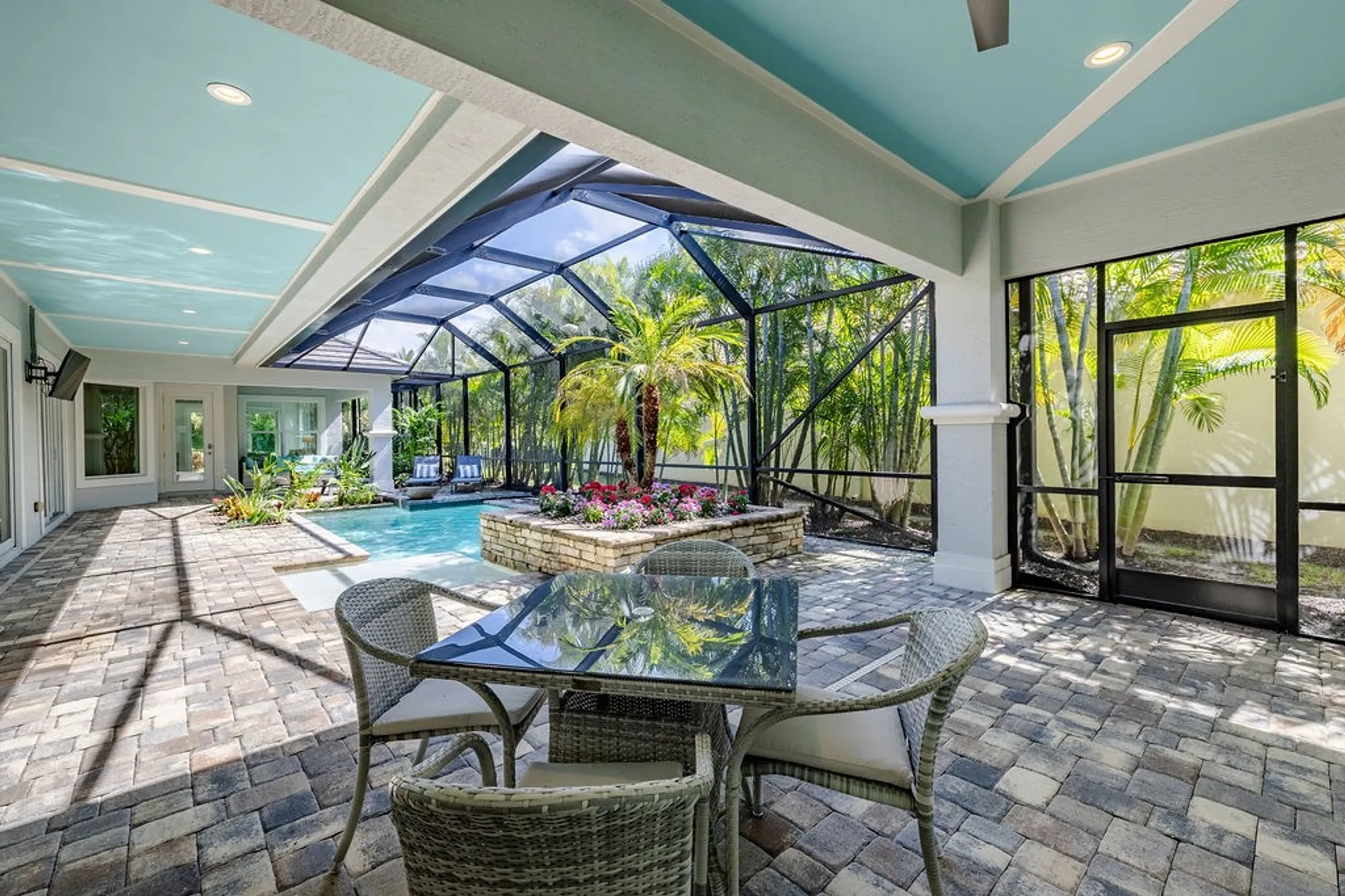 Property Slideshow image 29 of 36 | 2131 falls cir, Vero Beach, FL, 32967