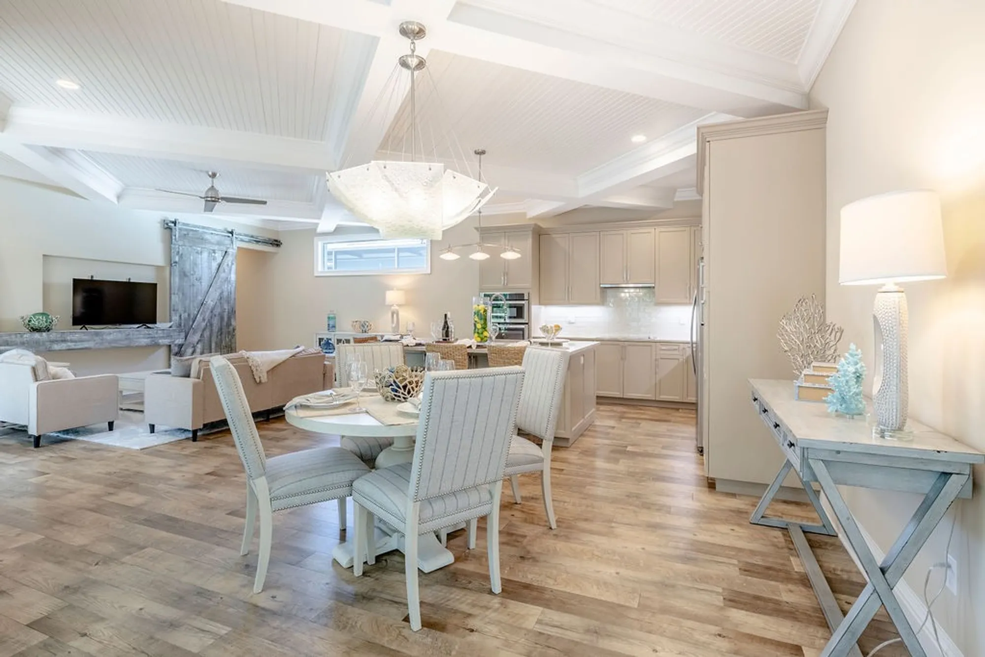 Property Slideshow image 7 of 36 | 2131 falls cir, Vero Beach, FL, 32967