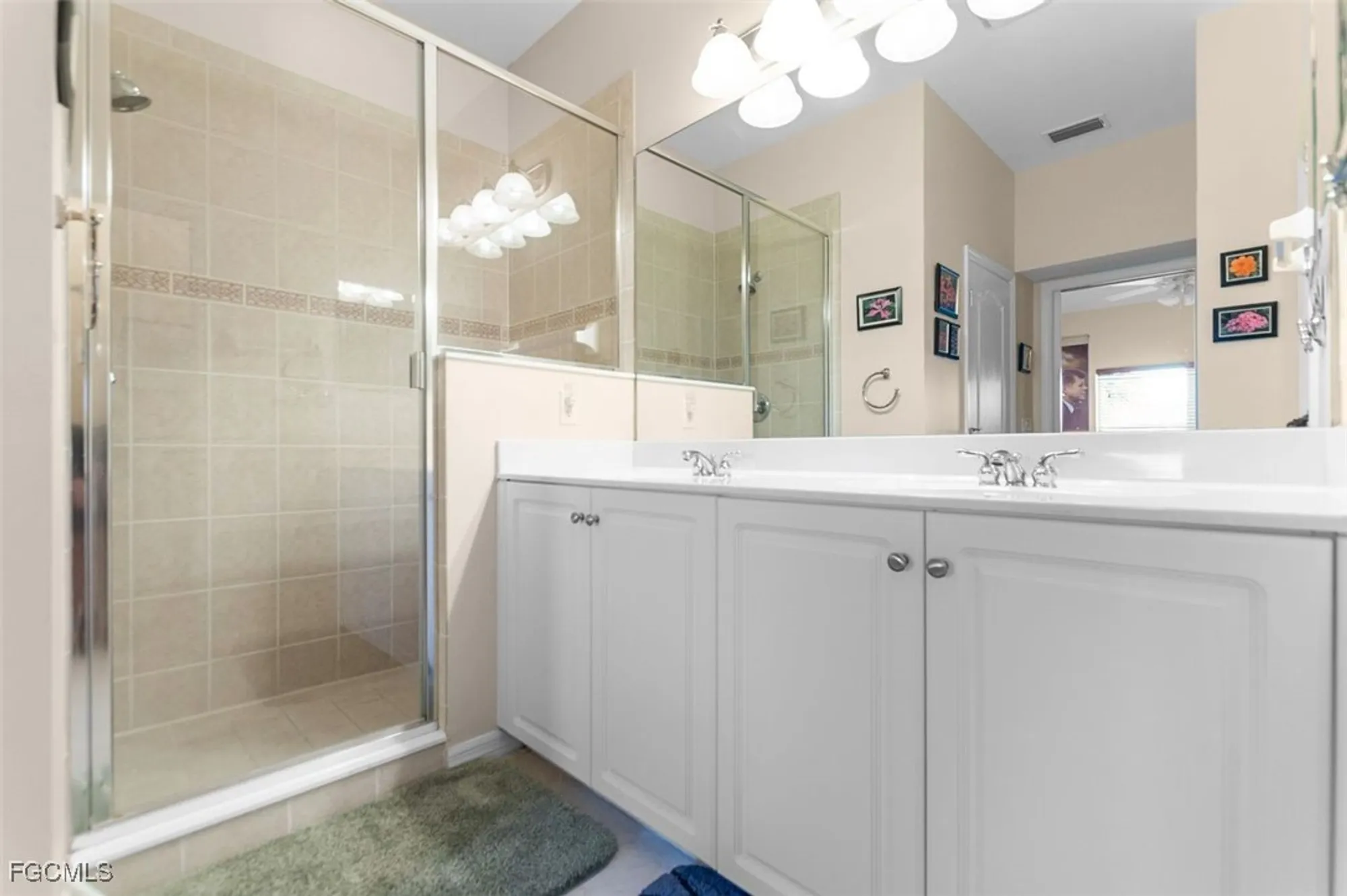 Property Slideshow image 15 of 30 | 3100 cottonwood bnd 1902, Fort Myers, FL, 33905