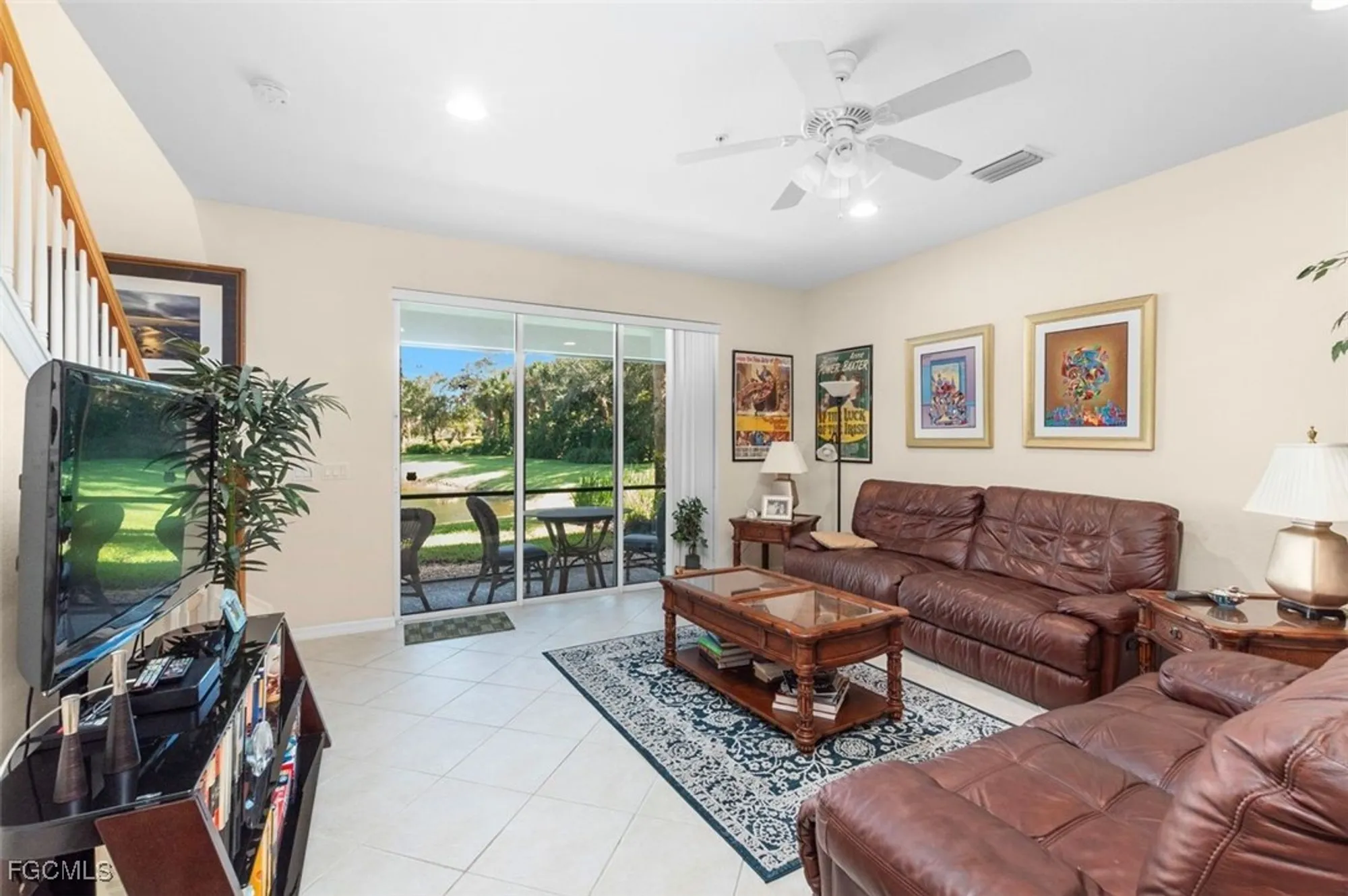 Property Slideshow image 11 of 30 | 3100 cottonwood bnd 1902, Fort Myers, FL, 33905