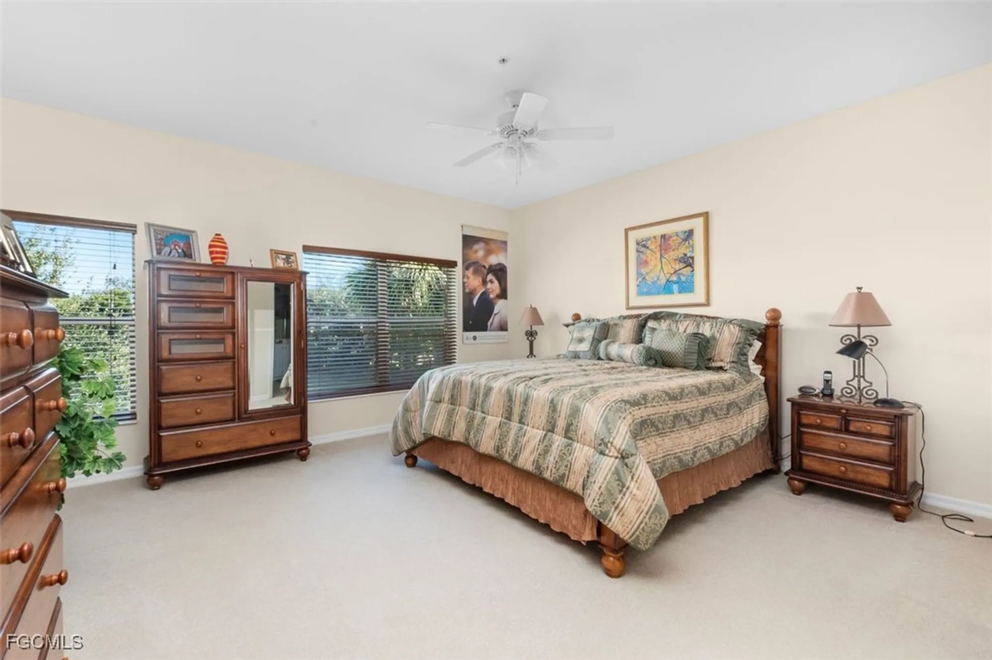 Property Slideshow image 13 of 30 | 3100 cottonwood bnd 1902, Fort Myers, FL, 33905