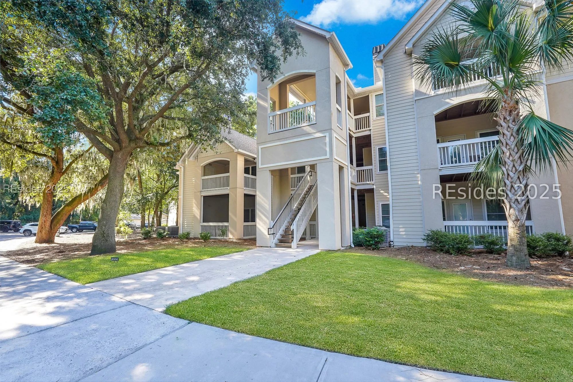 Property Slideshow image 1 of 27 | 380 marshland rd c33, Hilton Head Island, SC, 29926
