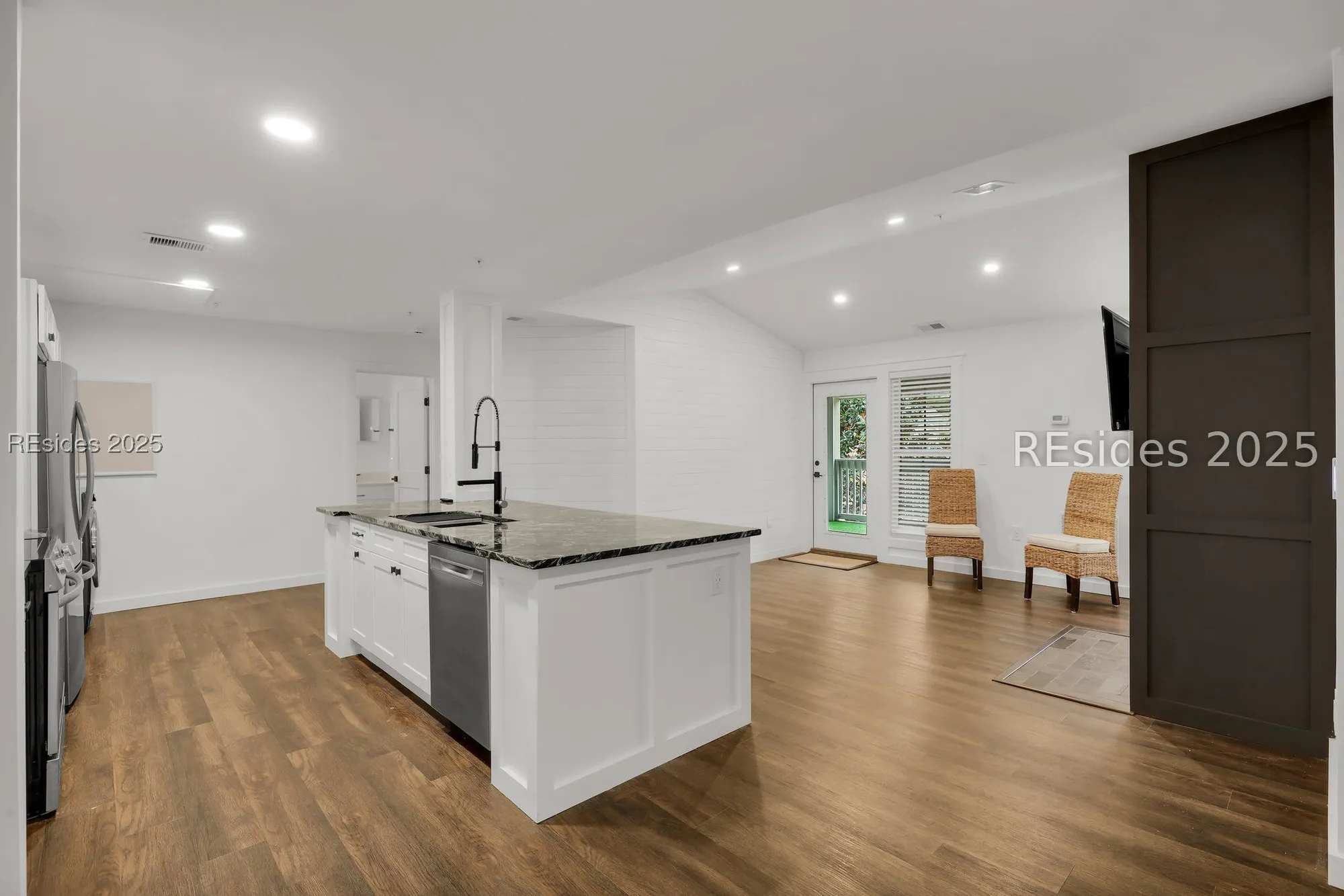 Property Slideshow image 4 of 27 | 380 marshland rd c33, Hilton Head Island, SC, 29926