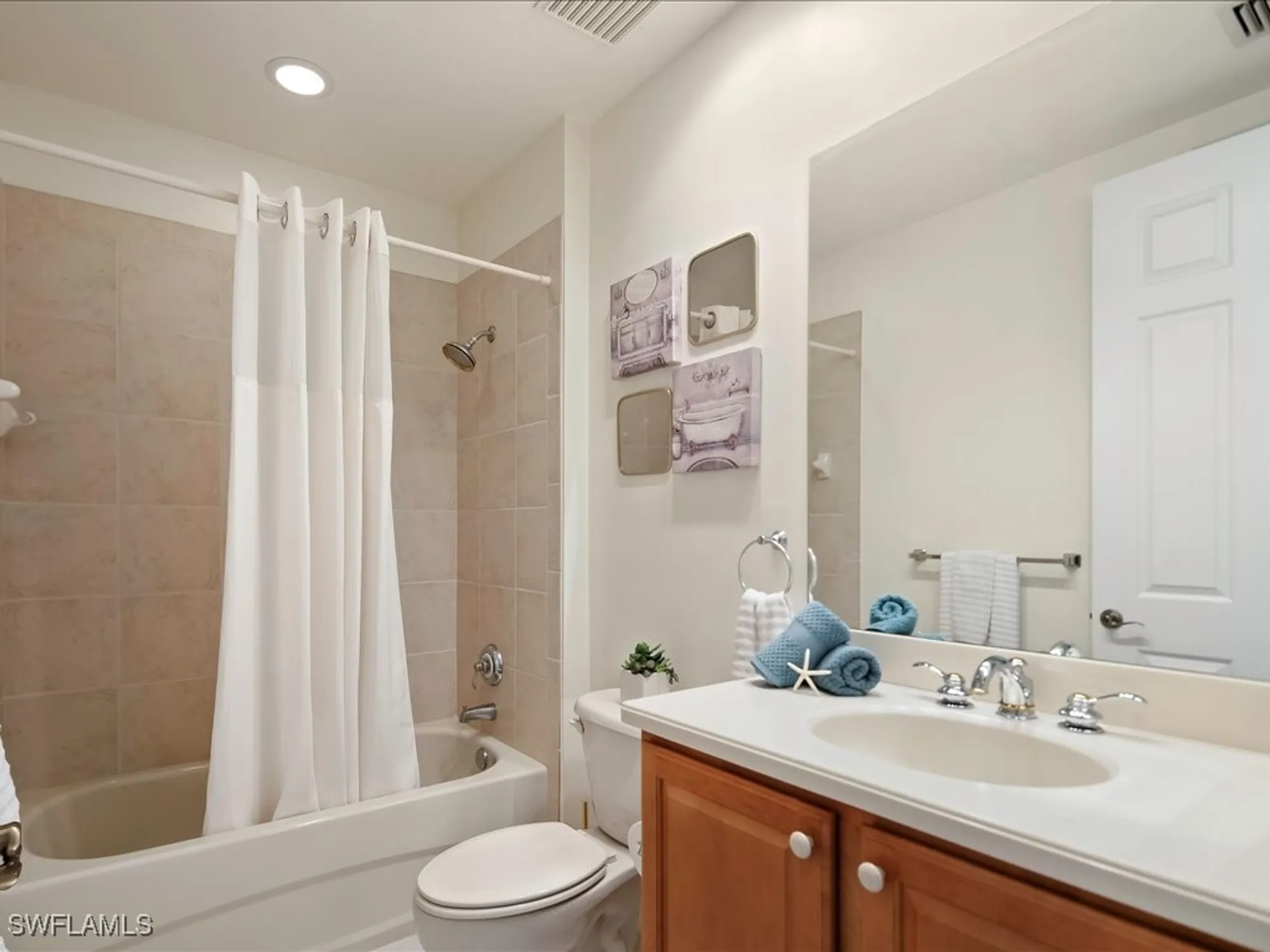 Property Slideshow image 23 of 43 | 7832 hawthorne dr 1902, Naples, FL, 34113